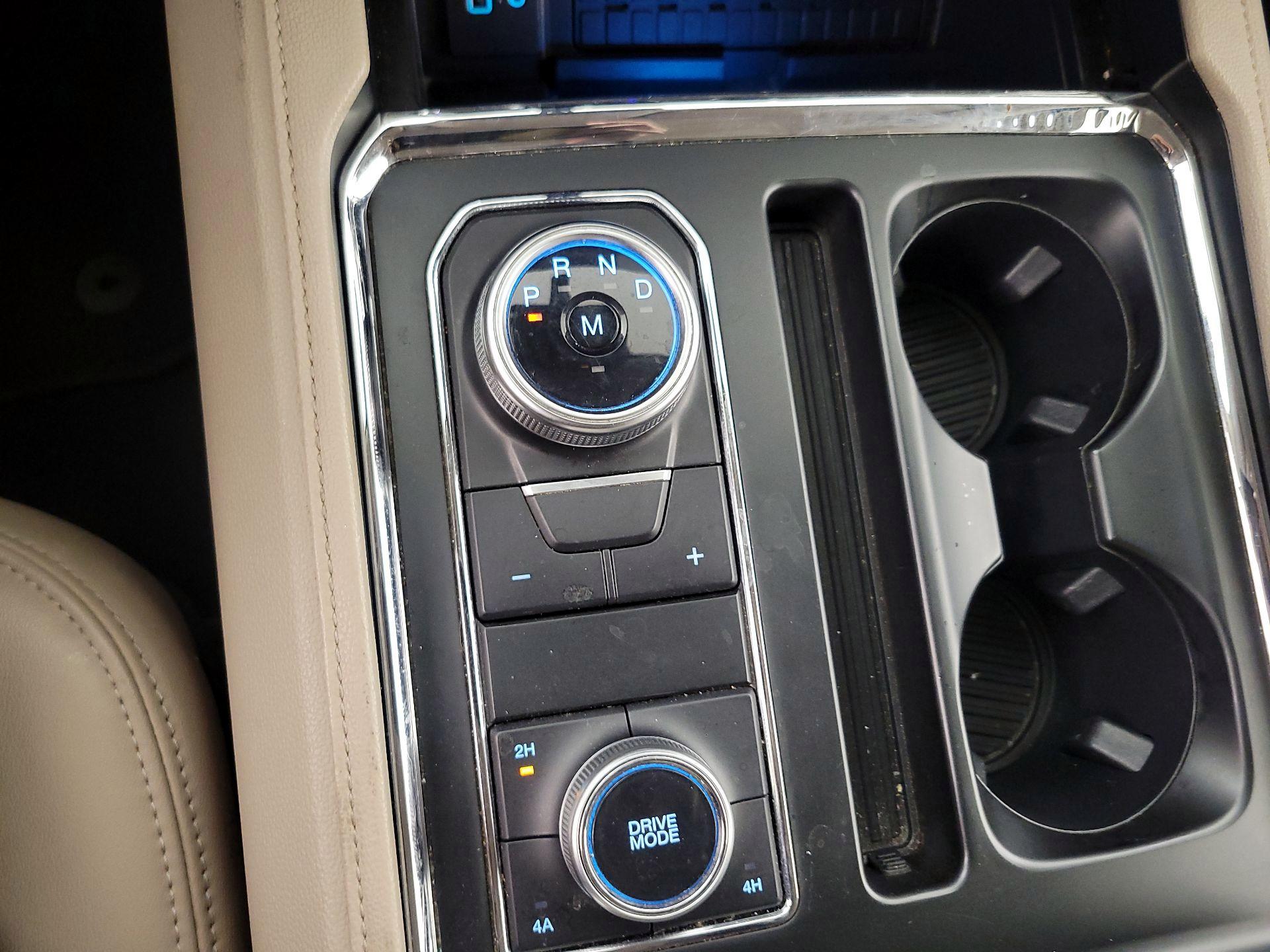 Thumbnail: 2024 Ford Expedition MAX - 18