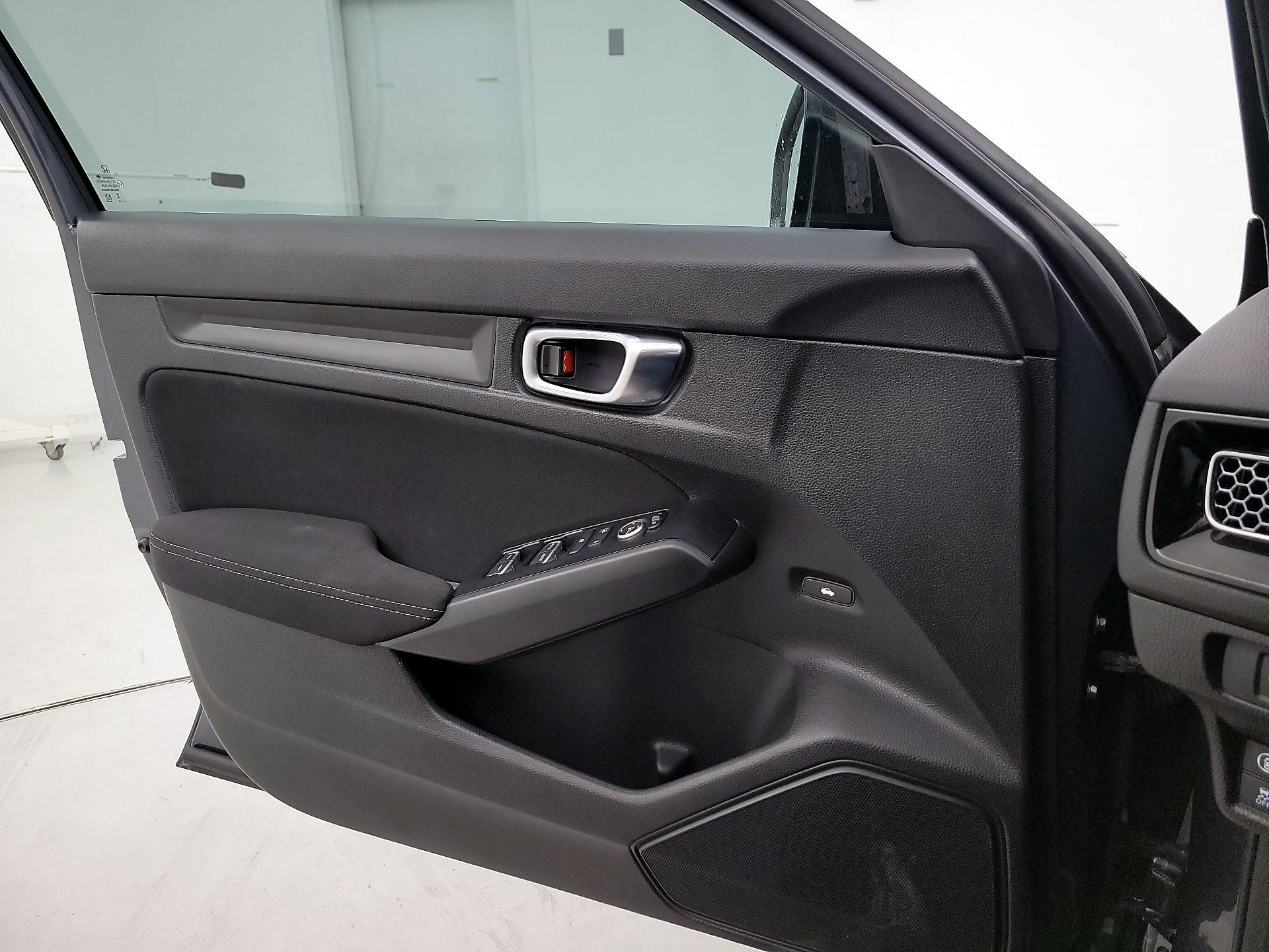 Thumbnail: 2023 Honda Civic - 12