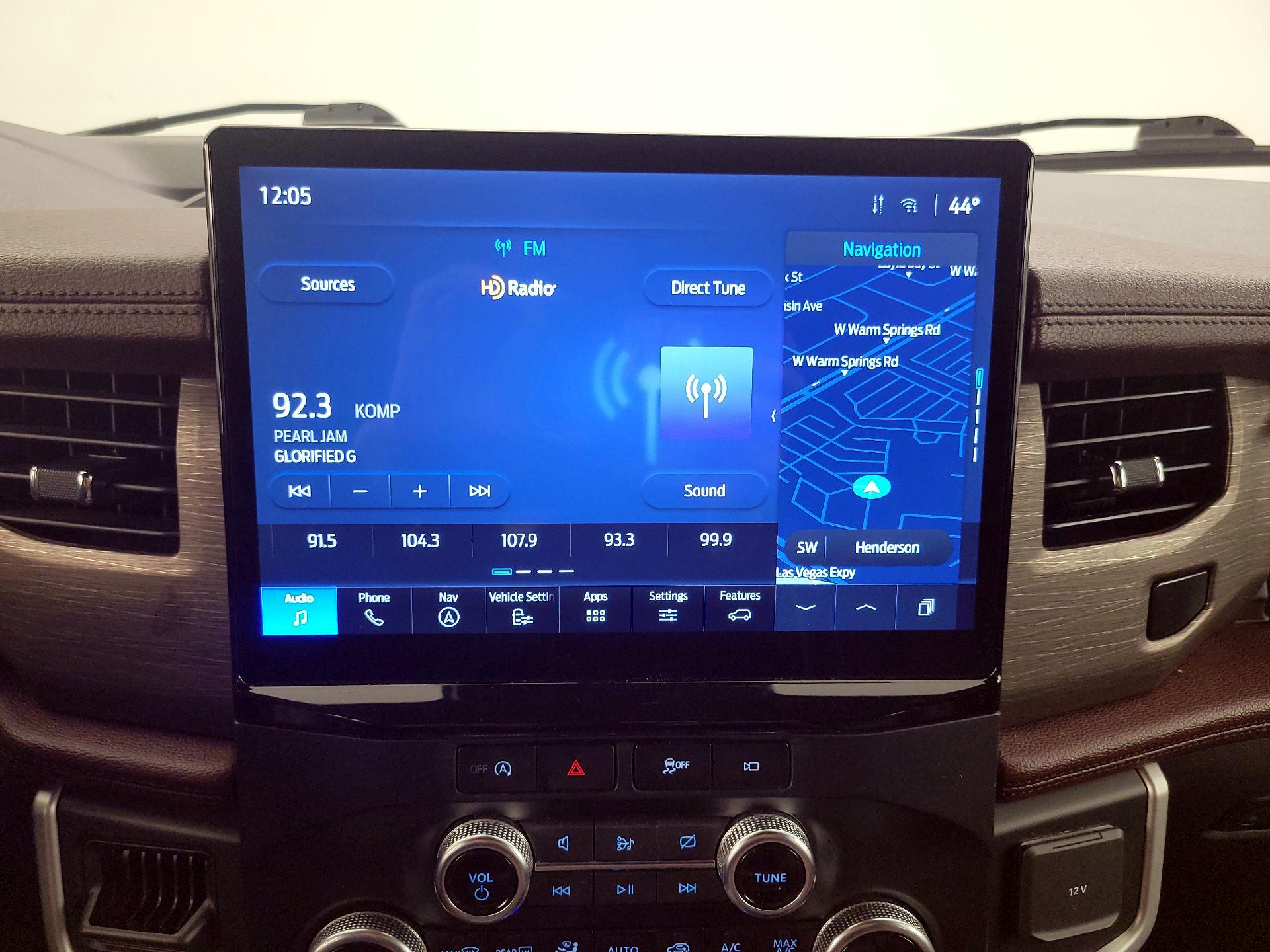 Thumbnail: 2024 Ford Expedition - 16