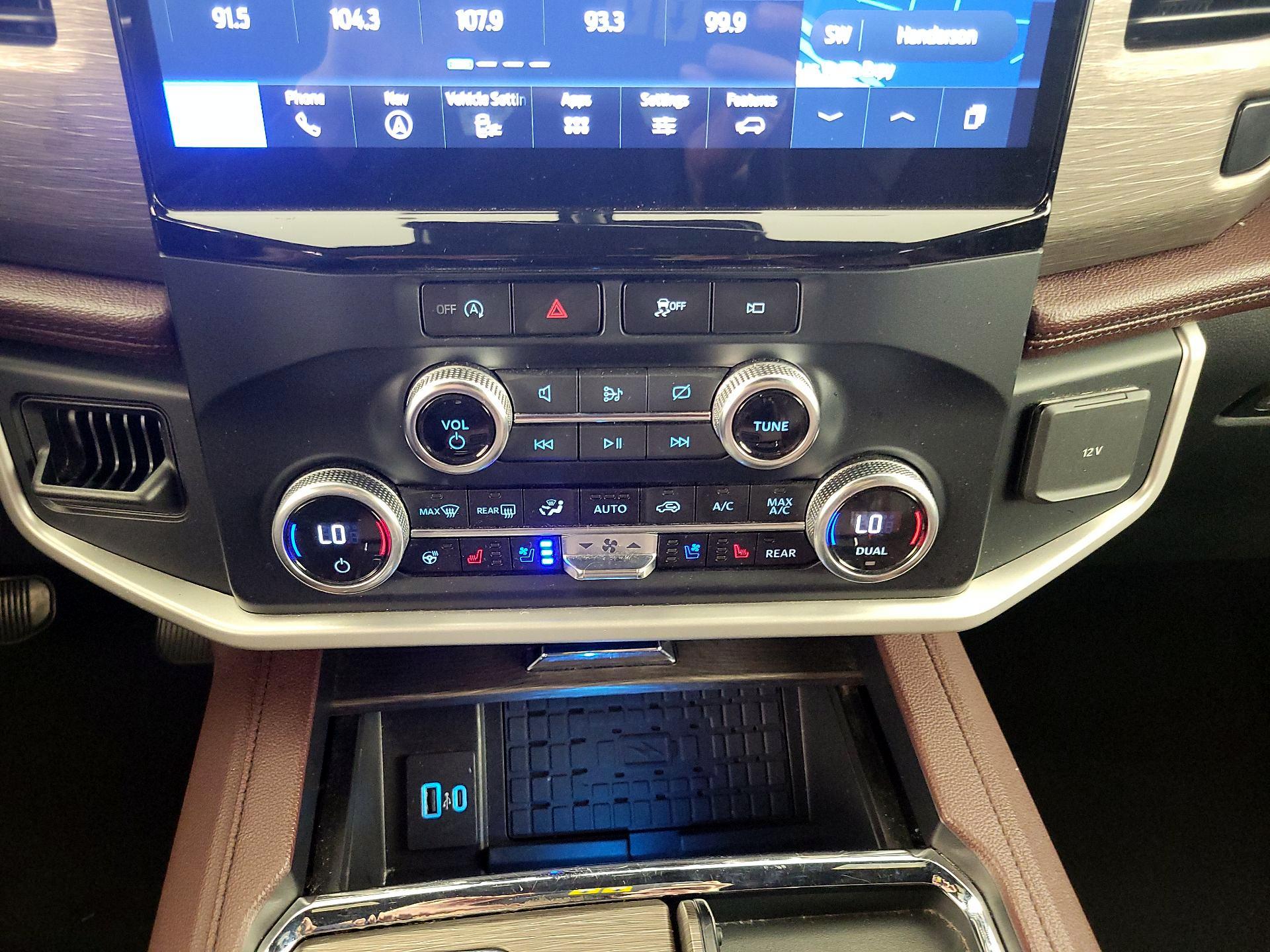 Thumbnail: 2024 Ford Expedition - 17