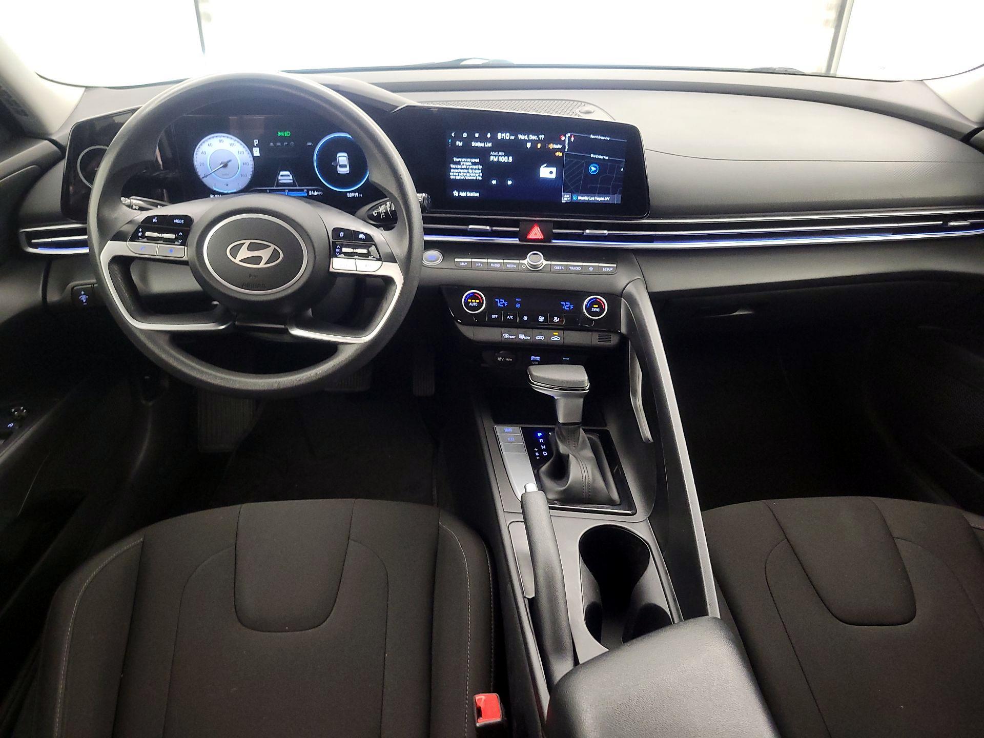 Thumbnail: 2024 Hyundai Elantra - 9