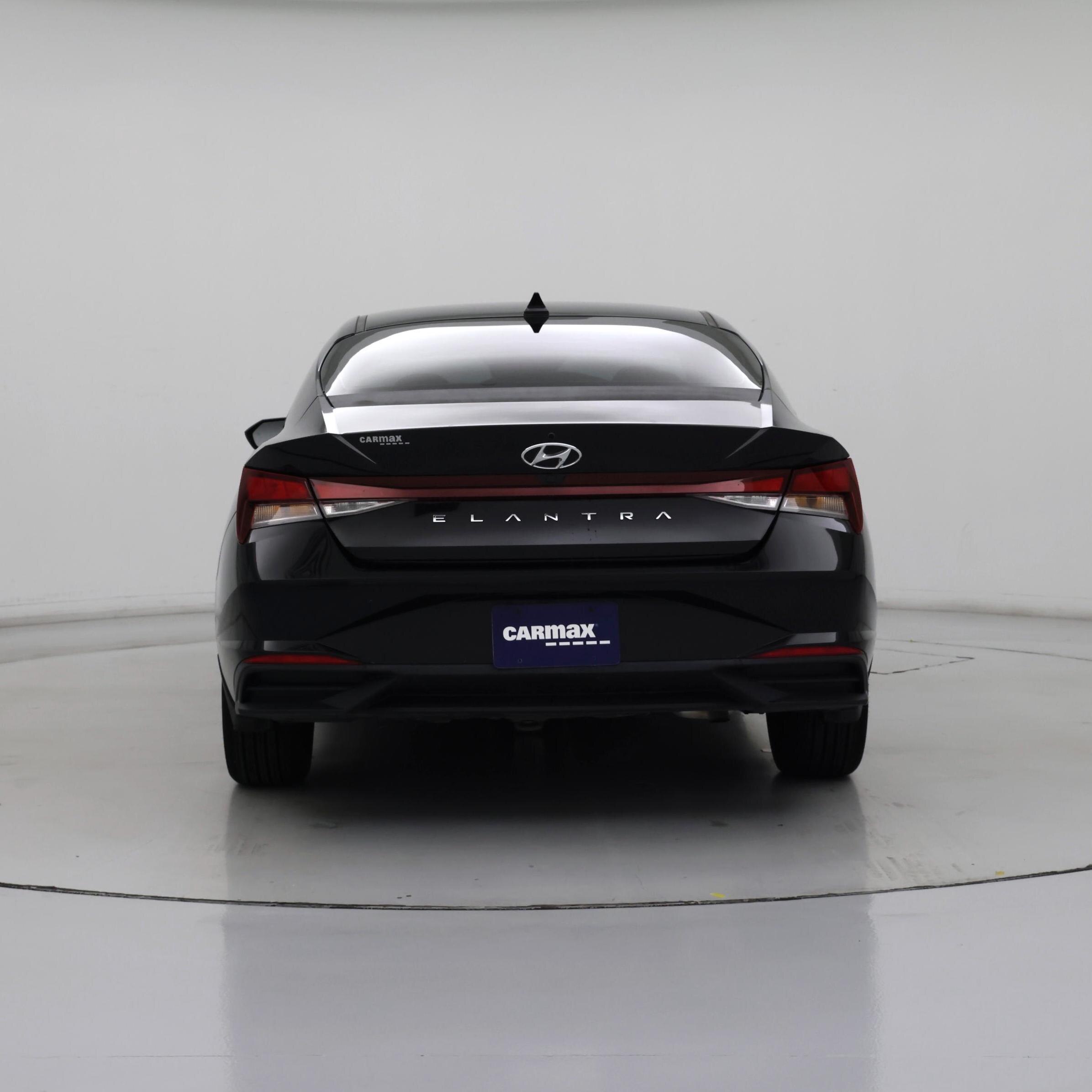 Thumbnail: 2023 Hyundai Elantra - 6