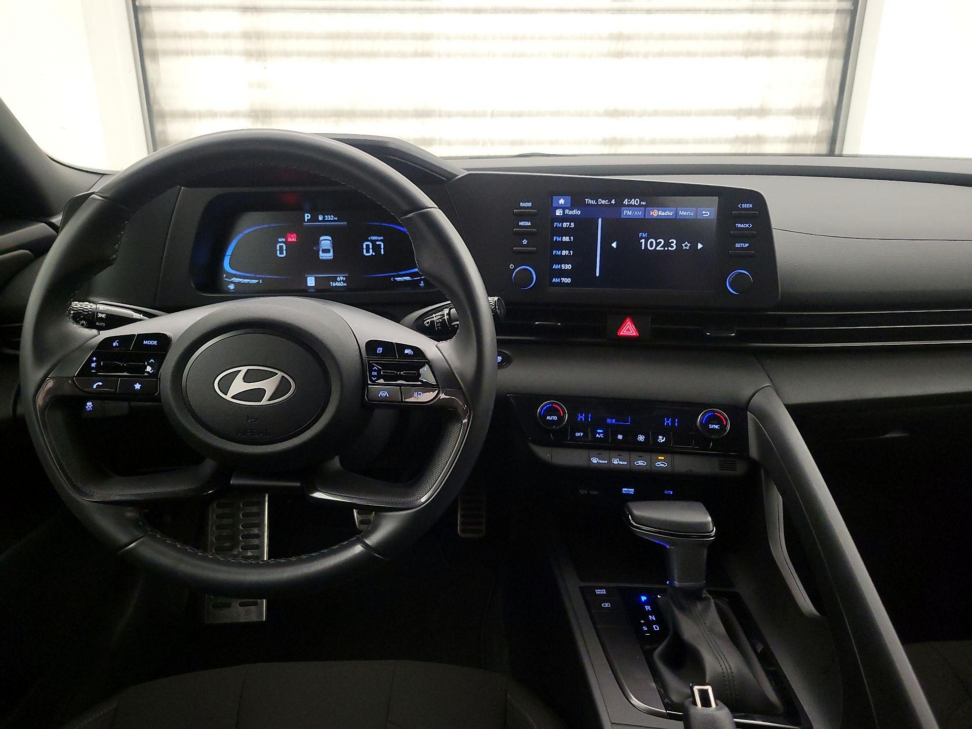 Thumbnail: 2025 Hyundai Elantra - 9