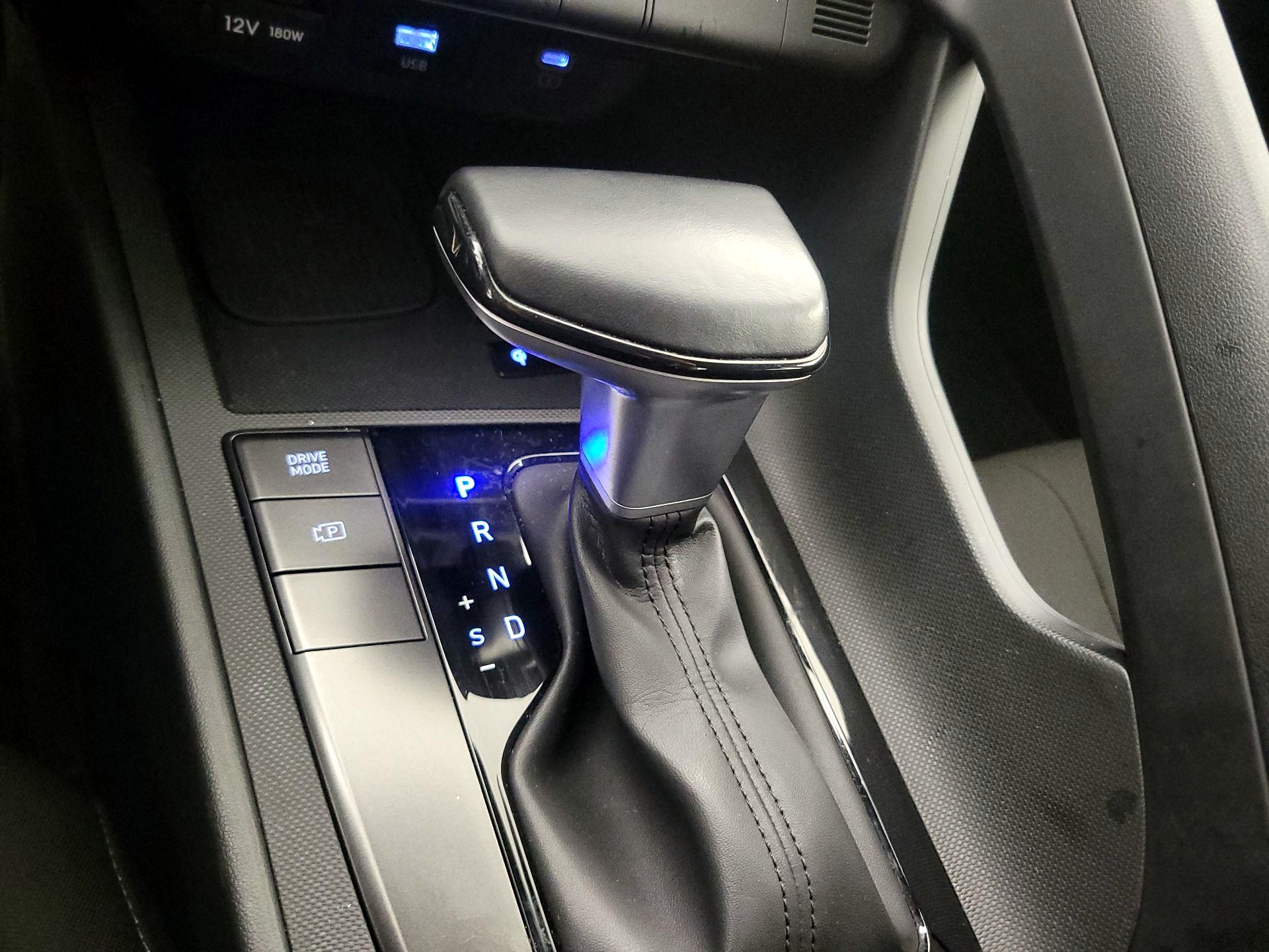 Thumbnail: 2025 Hyundai Elantra - 17