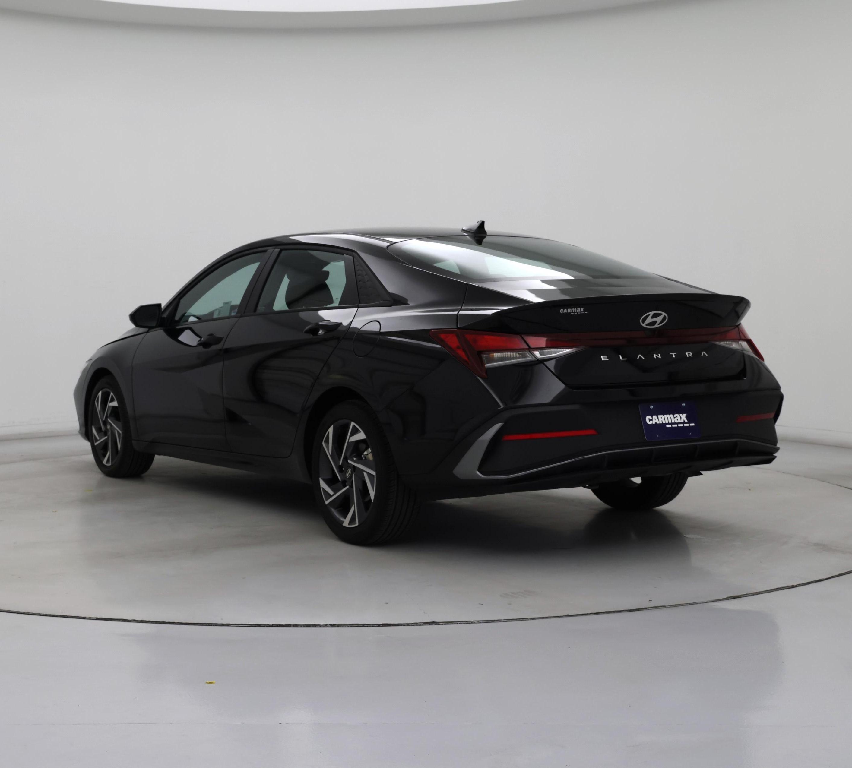 Thumbnail: 2025 Hyundai Elantra - 2