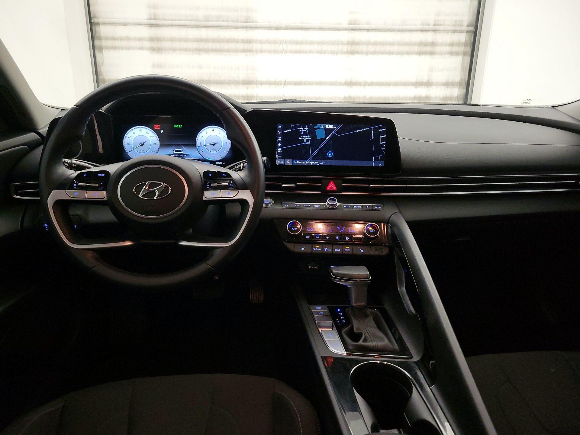 Thumbnail: 2023 Hyundai Elantra - 9