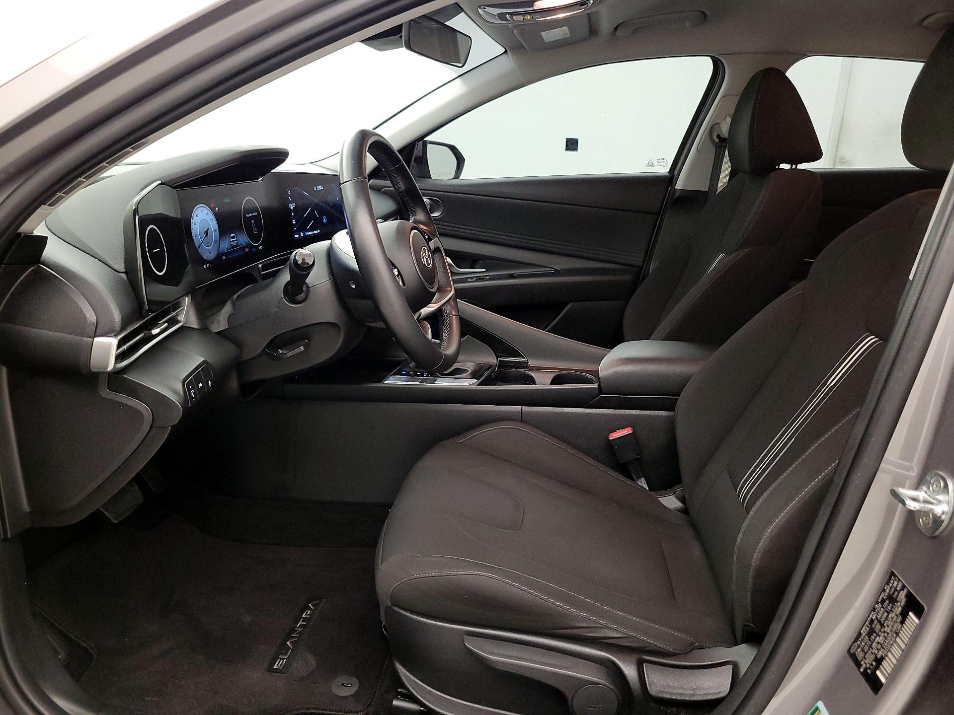 Thumbnail: 2023 Hyundai Elantra - 11