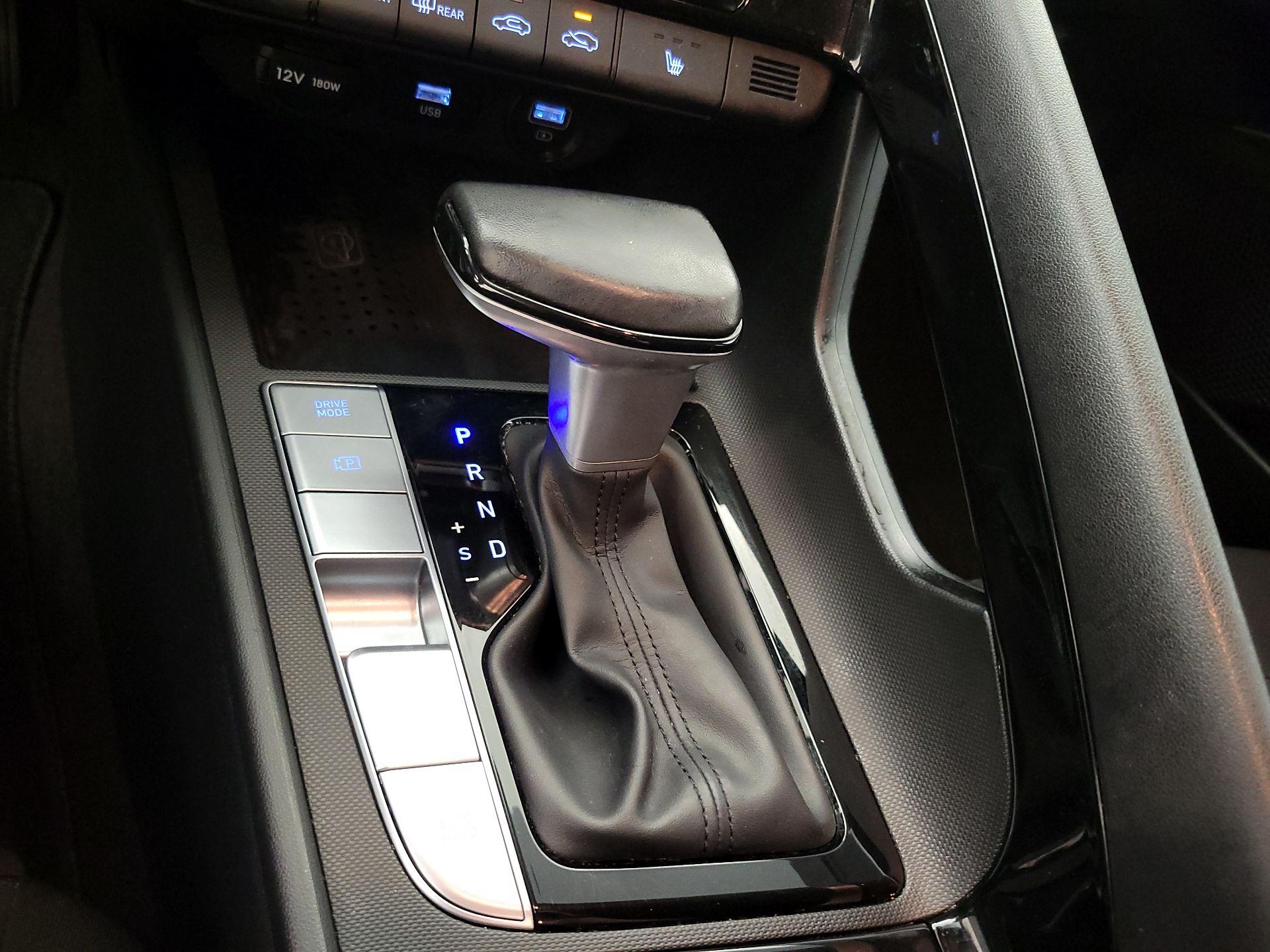 Thumbnail: 2023 Hyundai Elantra - 18