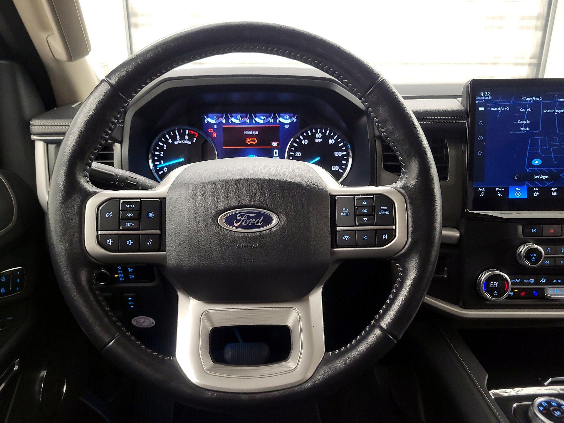 Thumbnail: 2023 Ford Expedition - 10