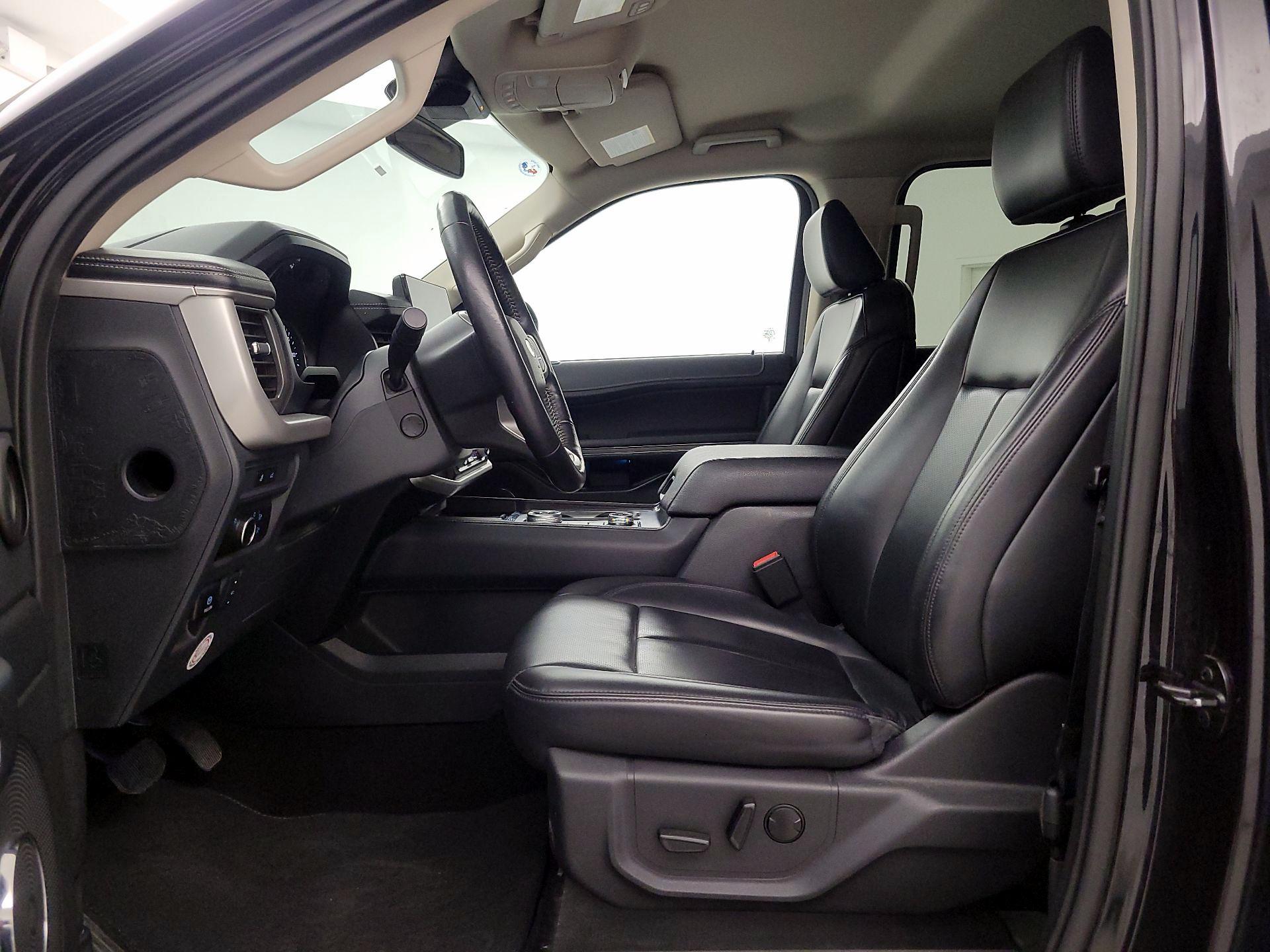 Thumbnail: 2023 Ford Expedition - 11