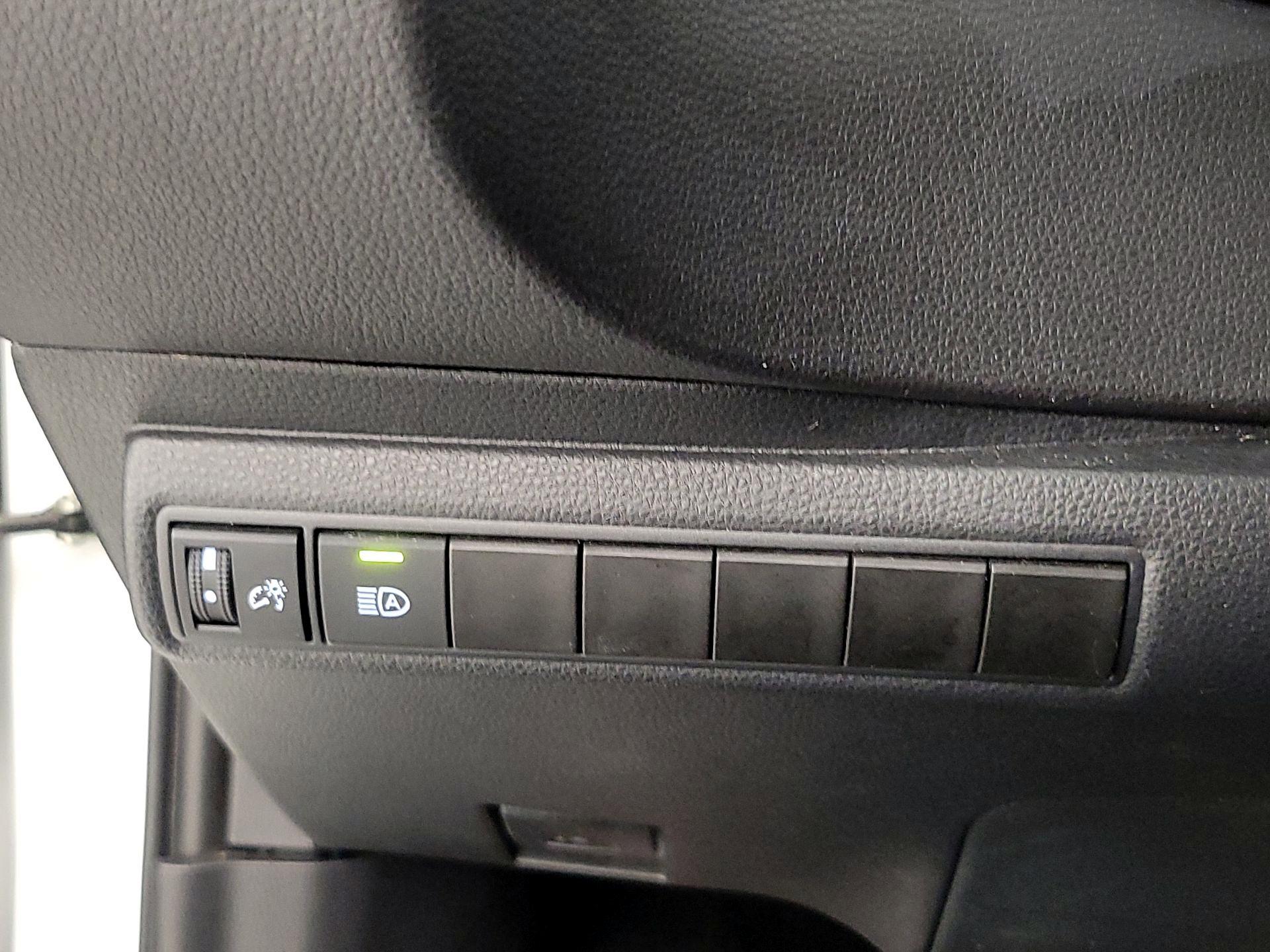 Thumbnail: 2024 Toyota Corolla - 13