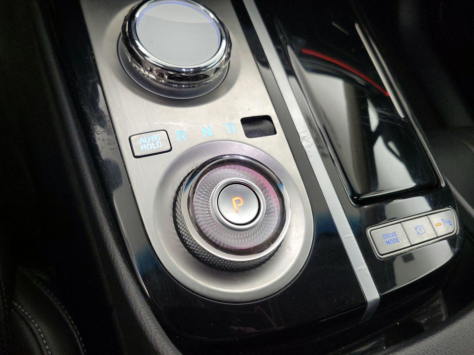 Thumbnail: 2023 Genesis G80 - 18