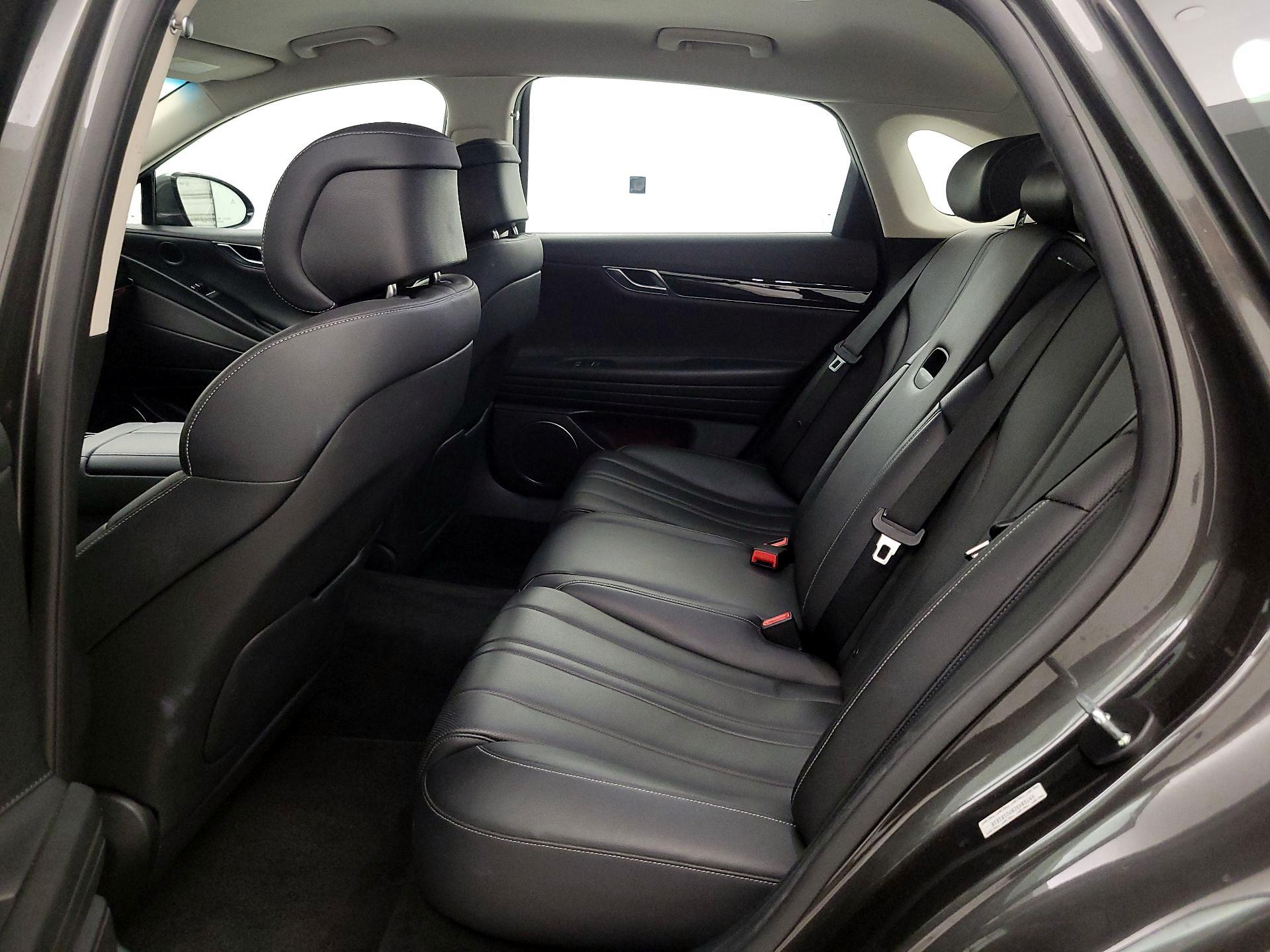 Thumbnail: 2023 Genesis G80 - 20