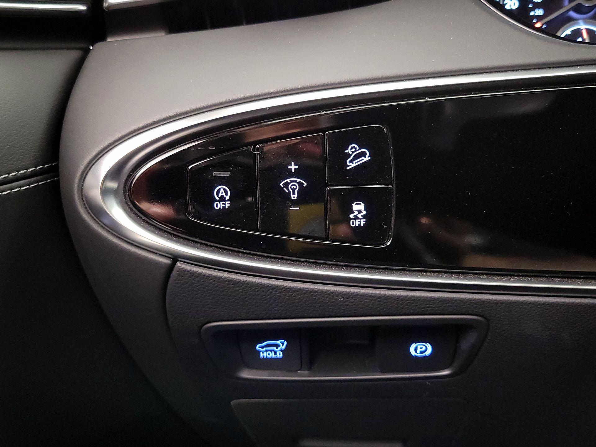 Thumbnail: 2025 Genesis GV70 - 13