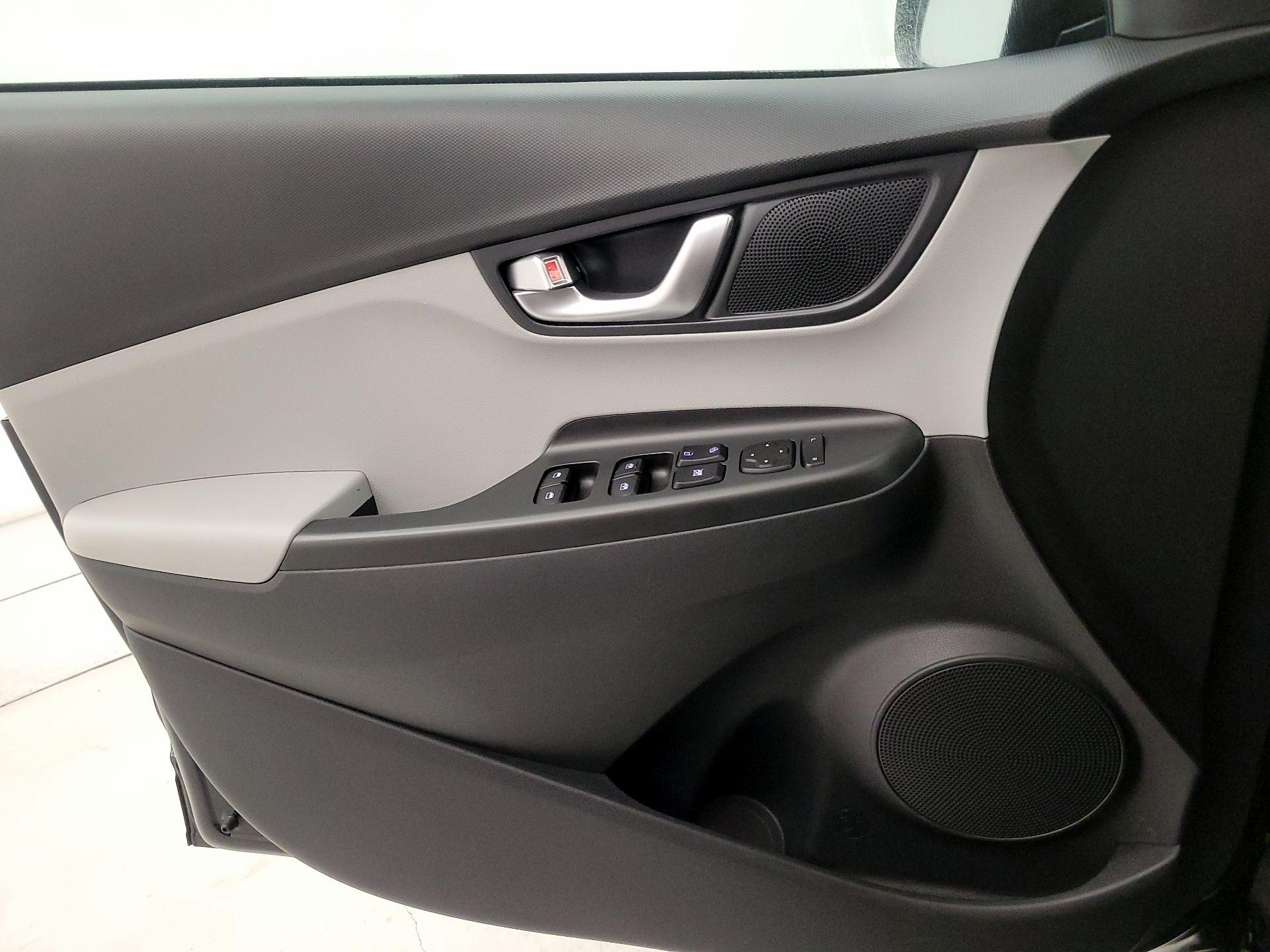 Thumbnail: 2023 Hyundai Kona - 12