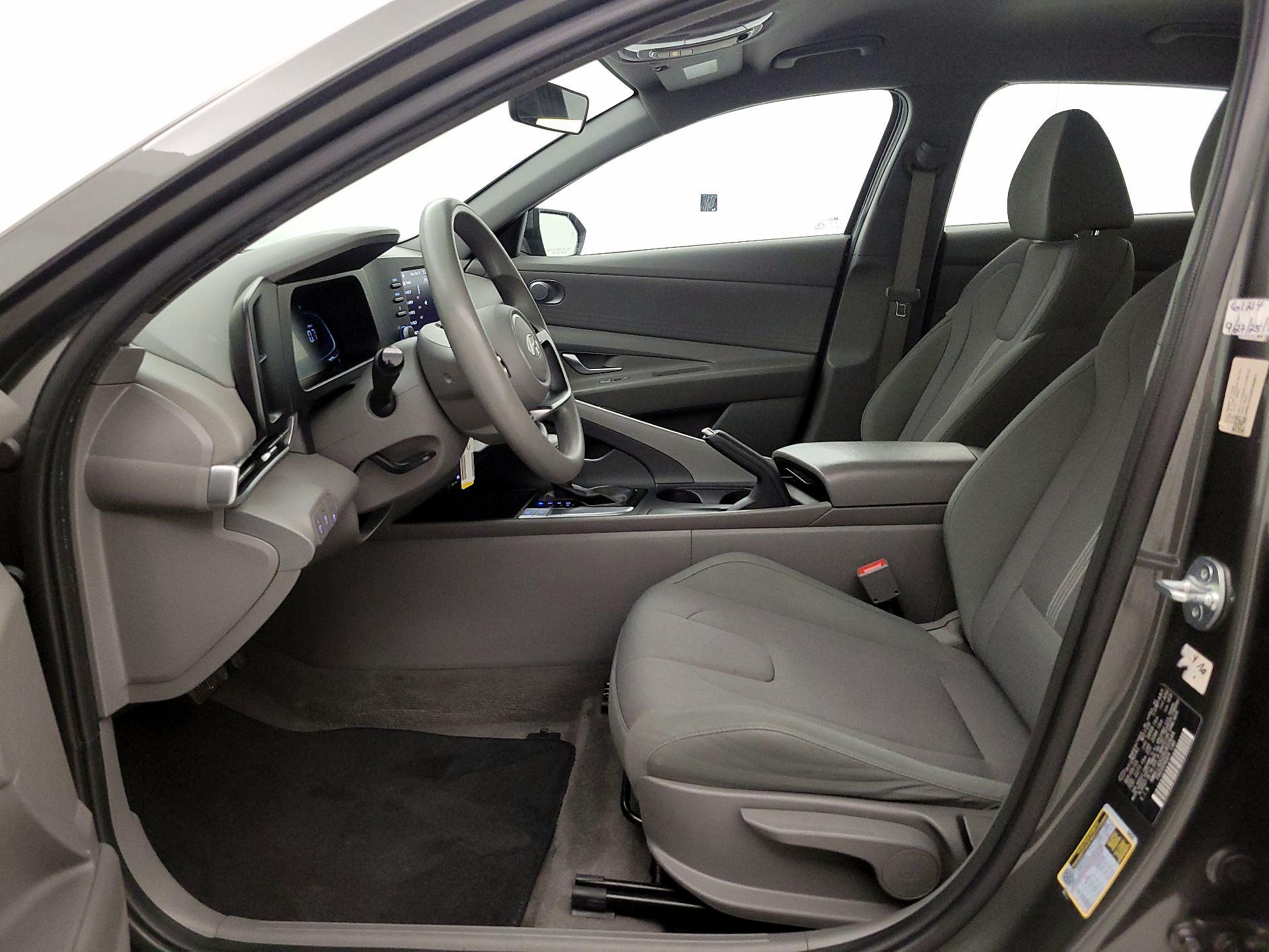 Thumbnail: 2024 Hyundai Elantra - 11