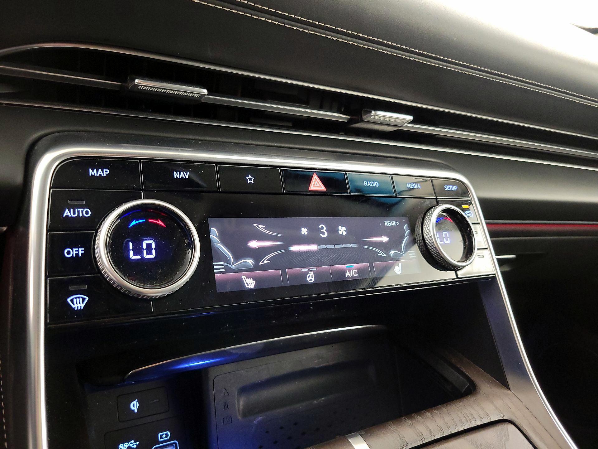 Thumbnail: 2024 Genesis GV80 - 17