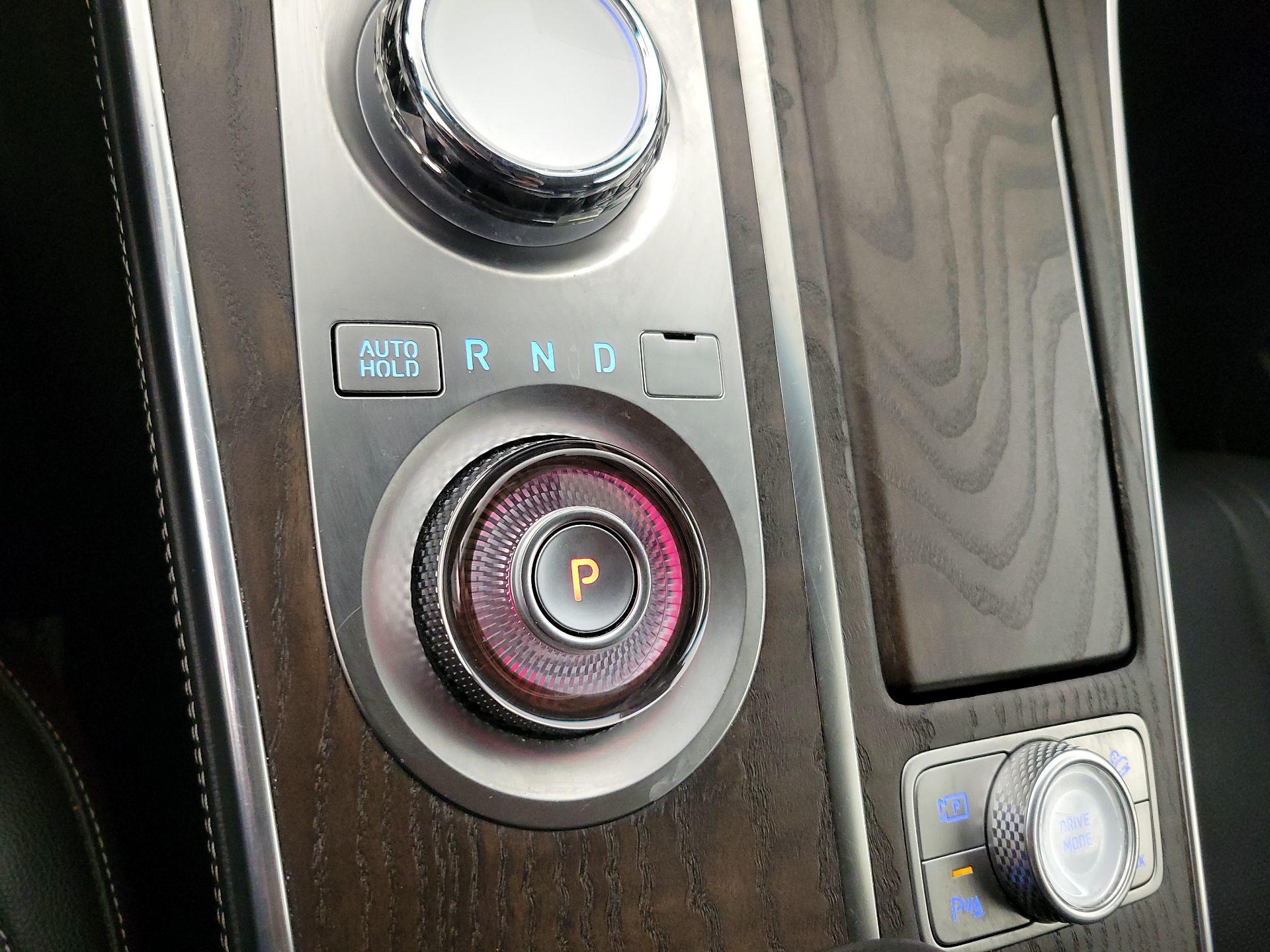 Thumbnail: 2024 Genesis GV80 - 18