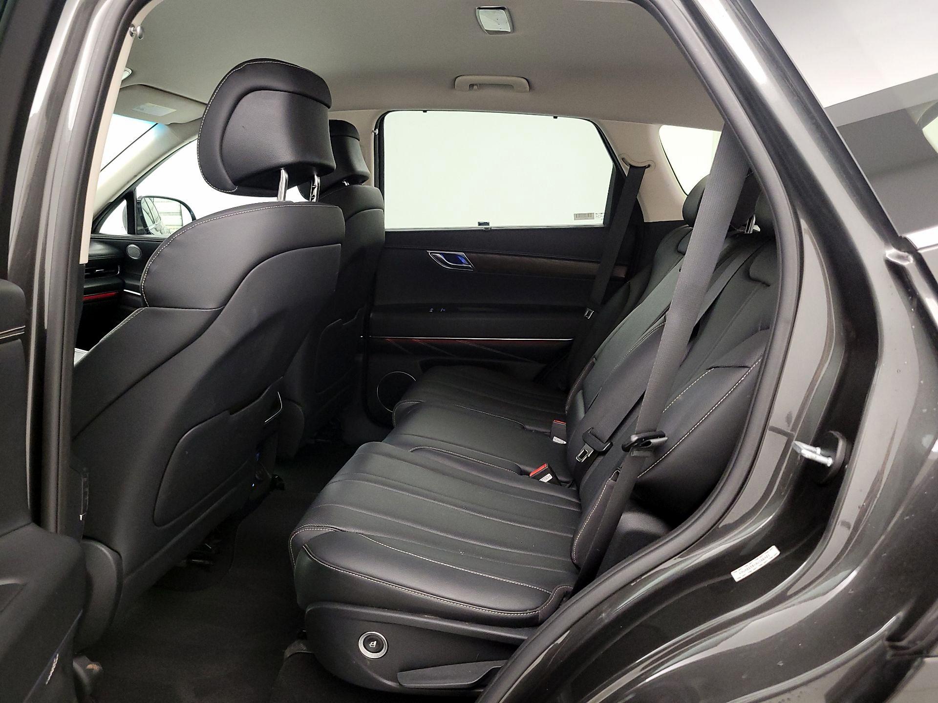 Thumbnail: 2024 Genesis GV80 - 20