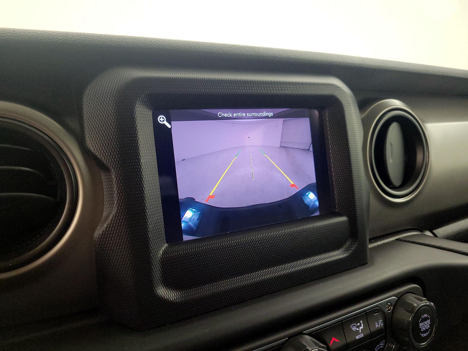 Thumbnail: 2020 Jeep Gladiator - 14