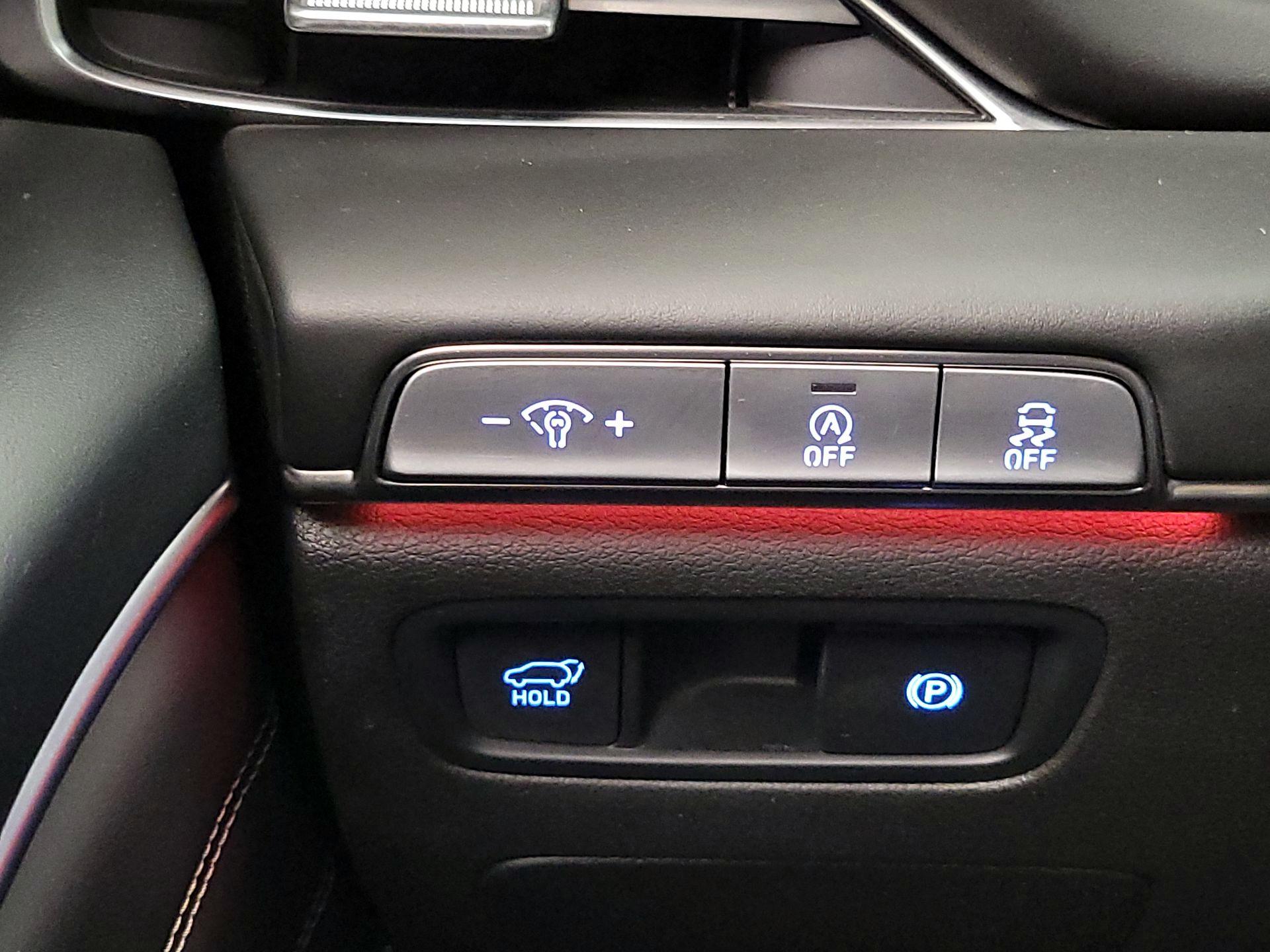 Thumbnail: 2024 Genesis GV80 - 13