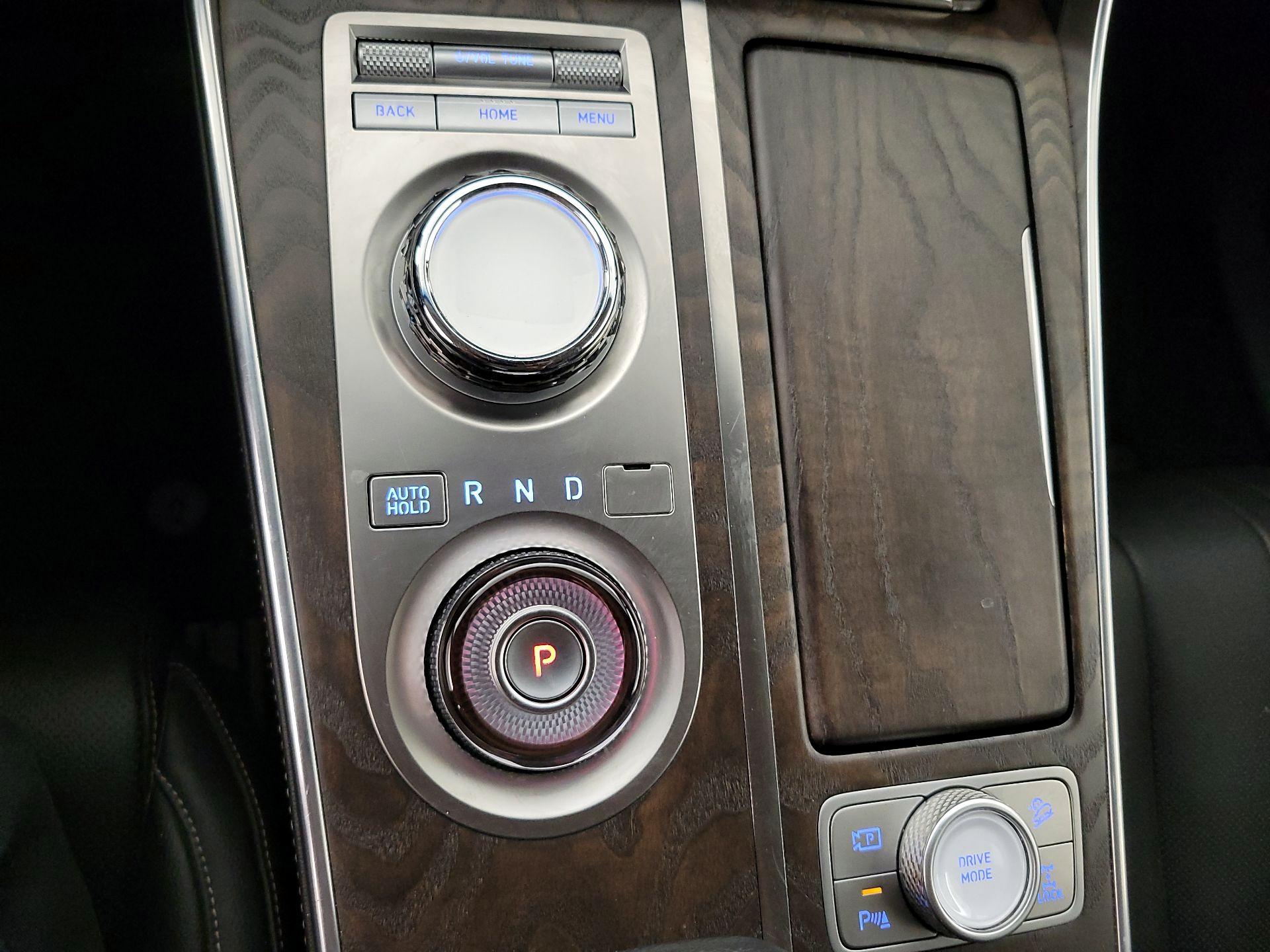 Thumbnail: 2024 Genesis GV80 - 18