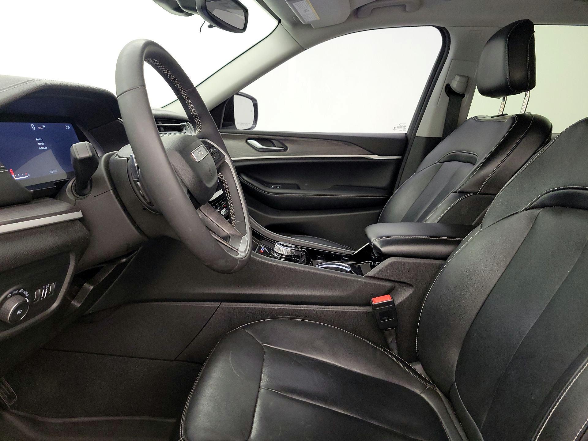 Thumbnail: 2023 Jeep Grand Cherokee L - 11