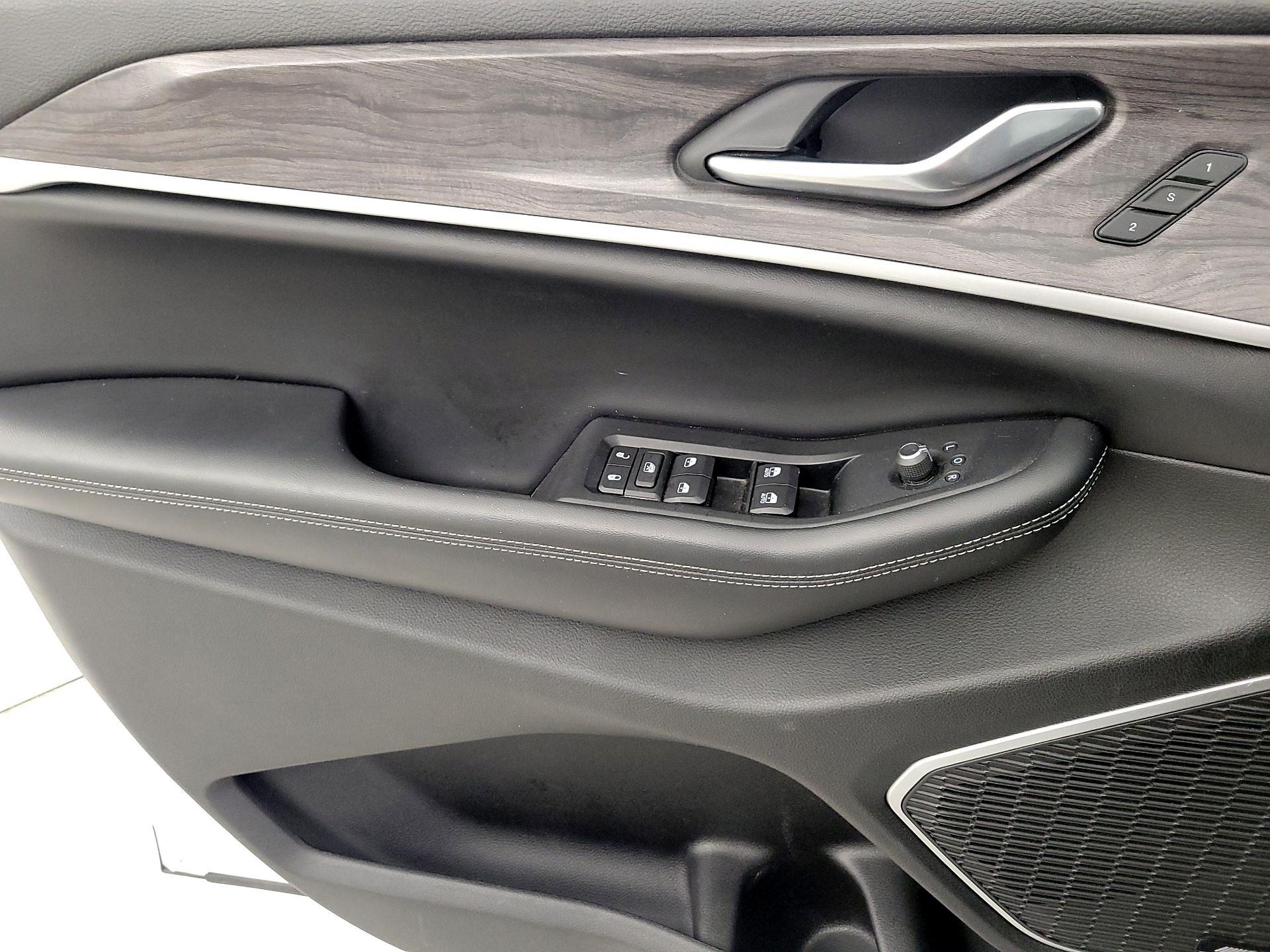 Thumbnail: 2023 Jeep Grand Cherokee L - 12