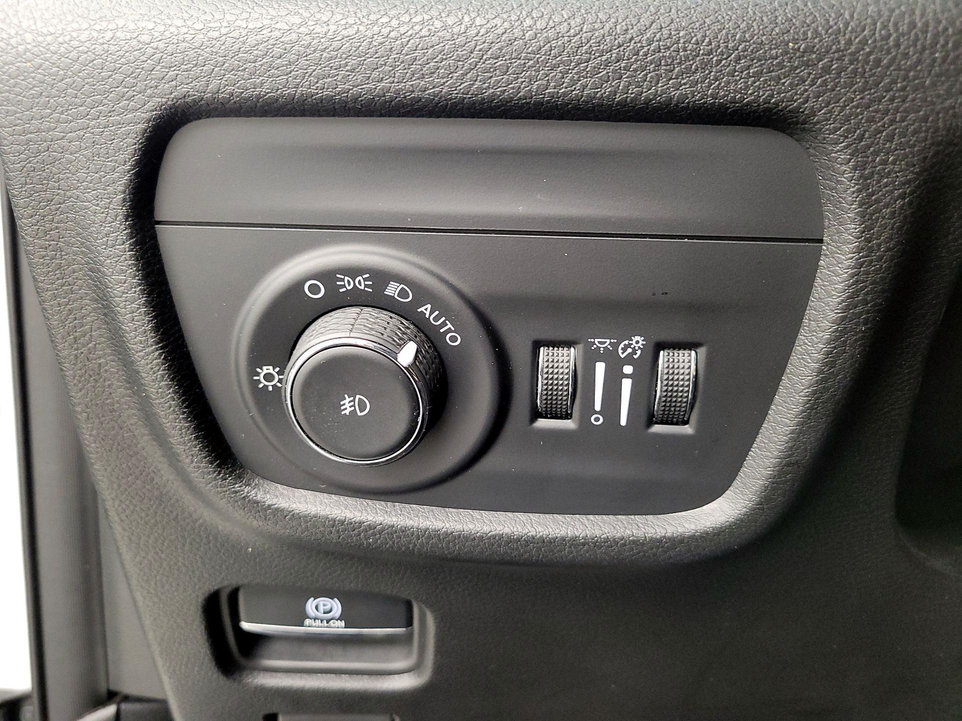 Thumbnail: 2023 Jeep Grand Cherokee L - 13