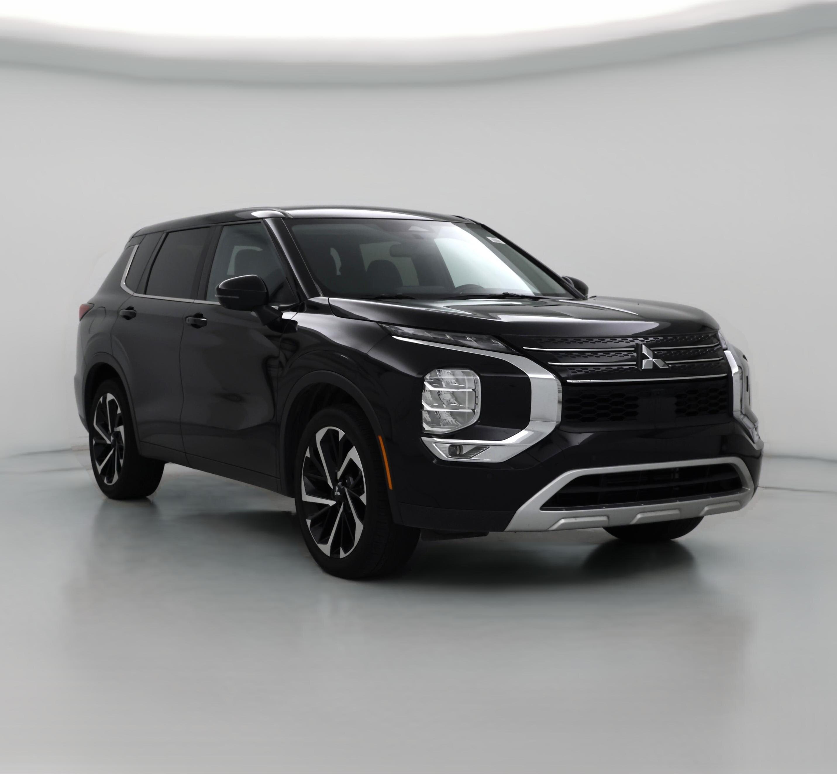 Thumbnail: 2024 Mitsubishi Outlander - 1