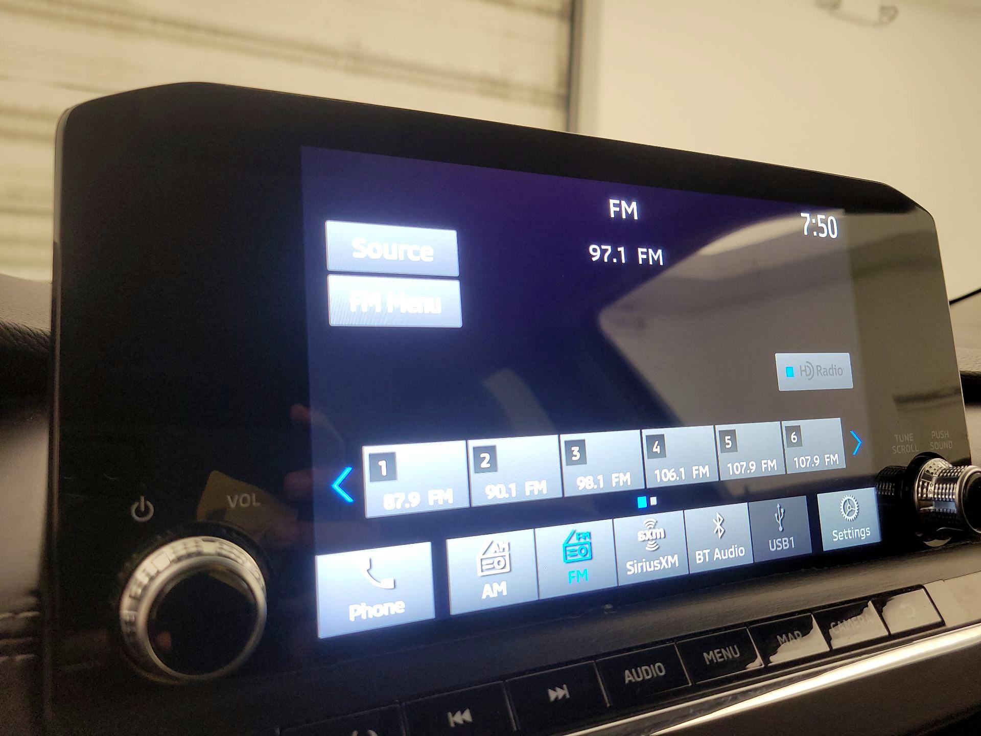 Thumbnail: 2024 Mitsubishi Outlander - 16