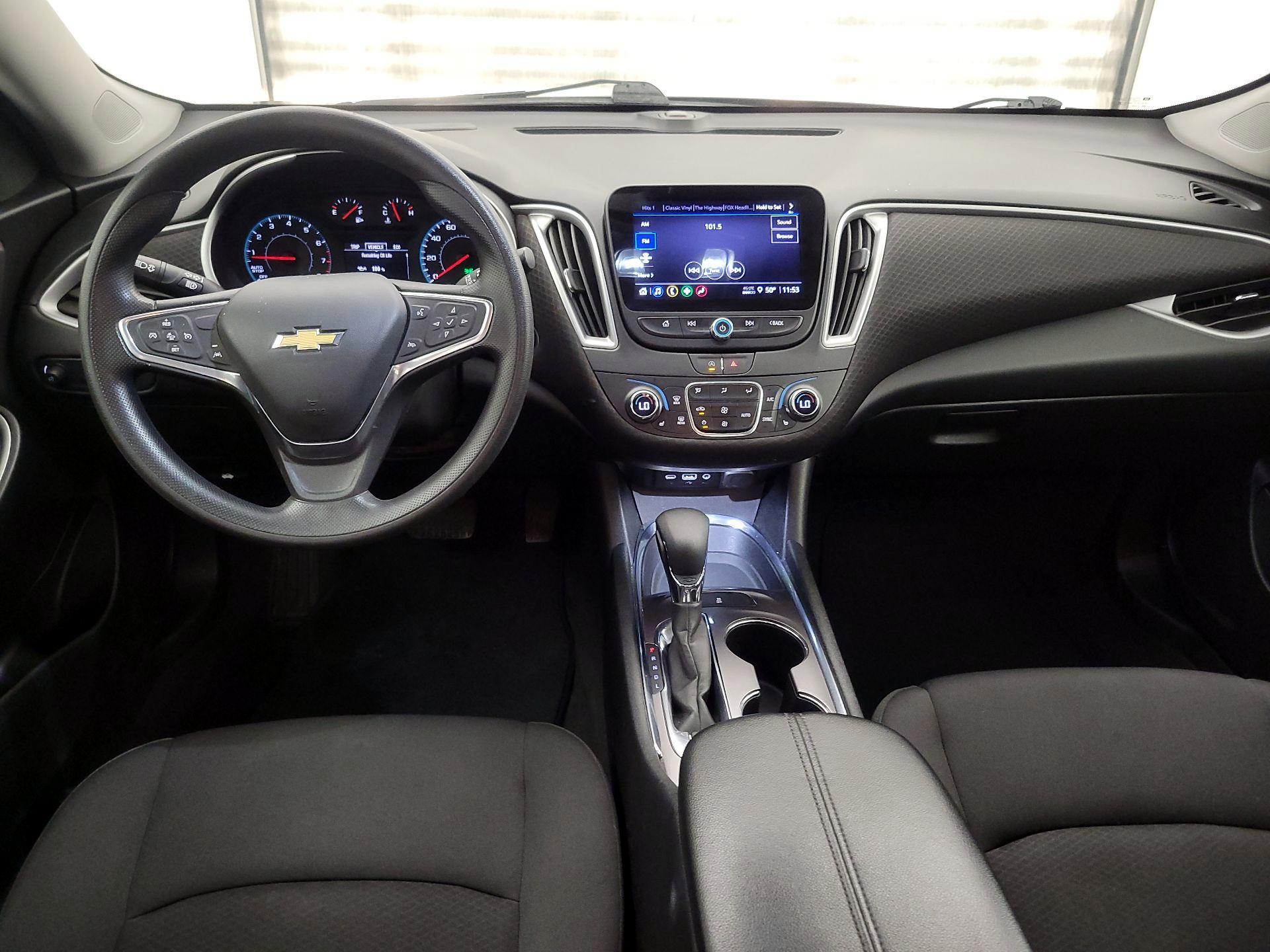 Thumbnail: 2023 Chevrolet Malibu - 9