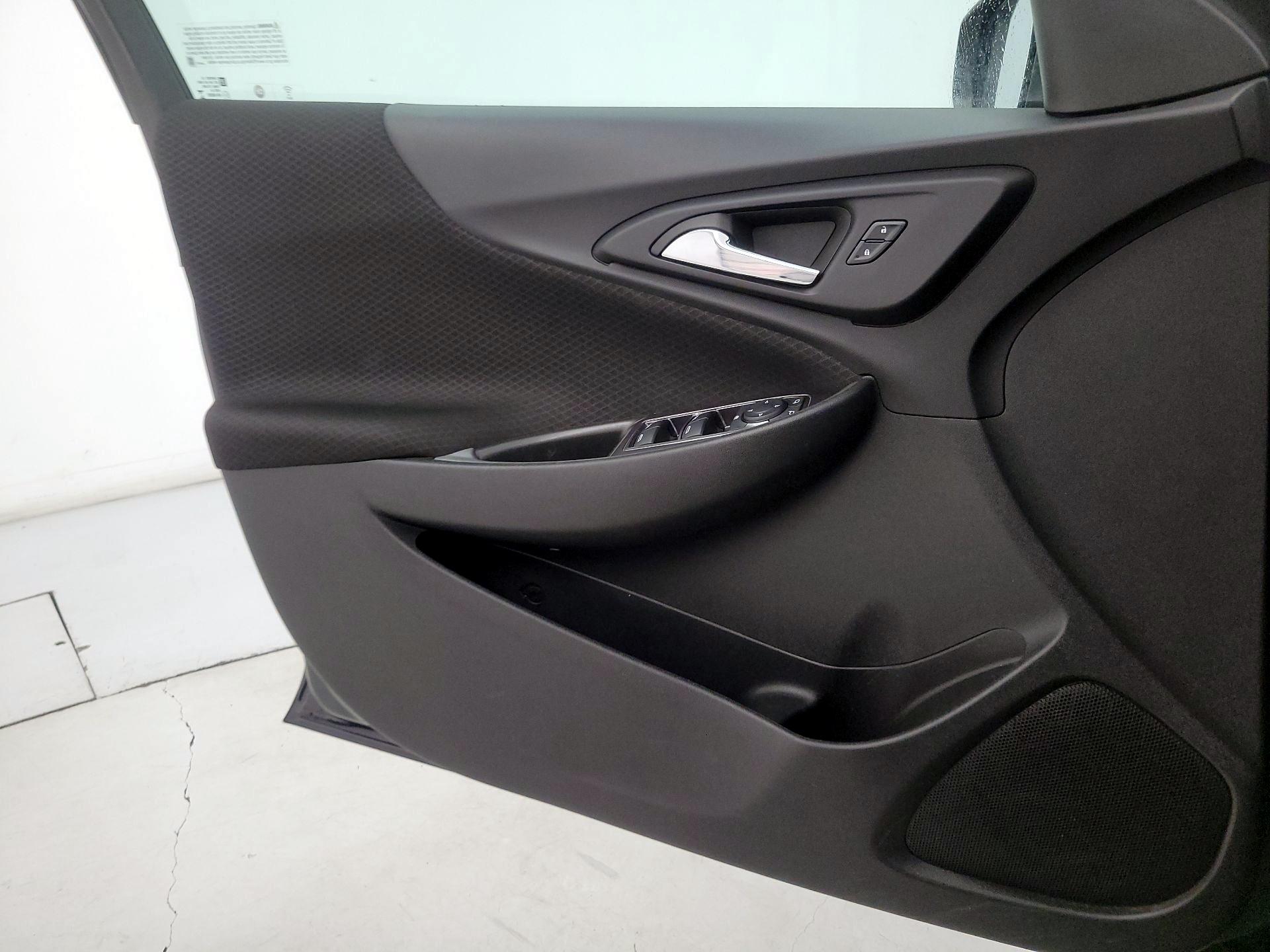 Thumbnail: 2023 Chevrolet Malibu - 12