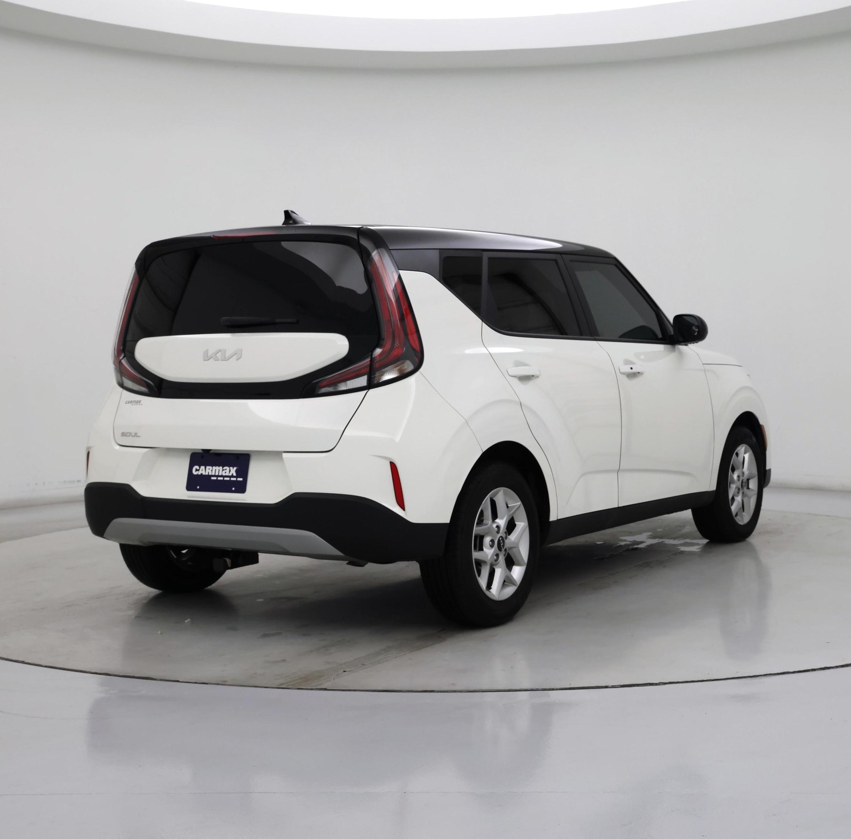 Thumbnail: 2023 Kia Soul - 8