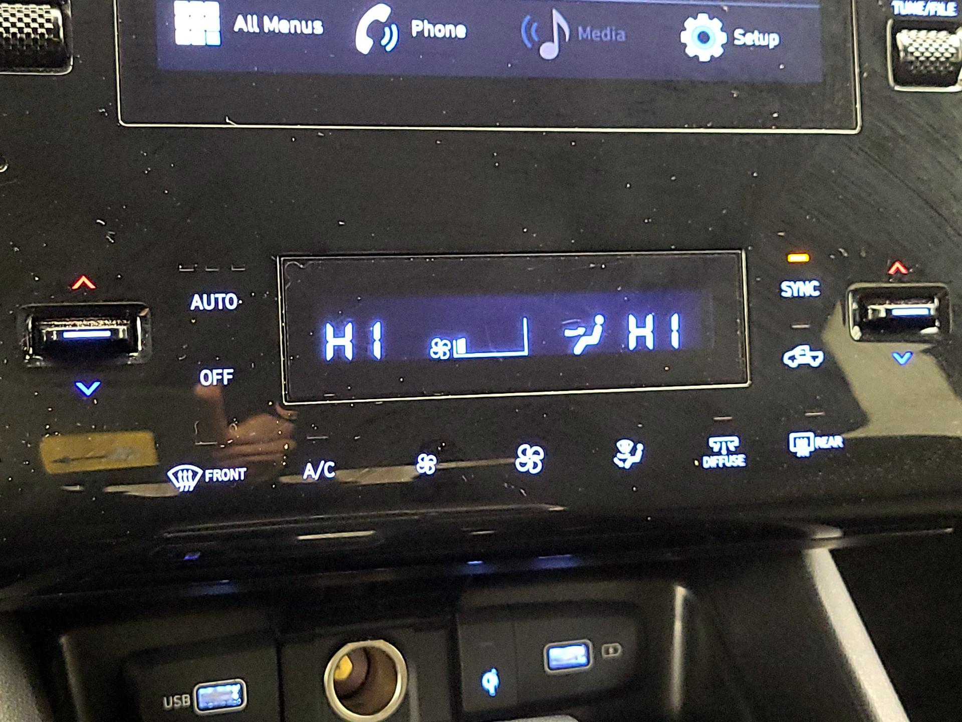 Thumbnail: 2022 Hyundai Santa Cruz - 16