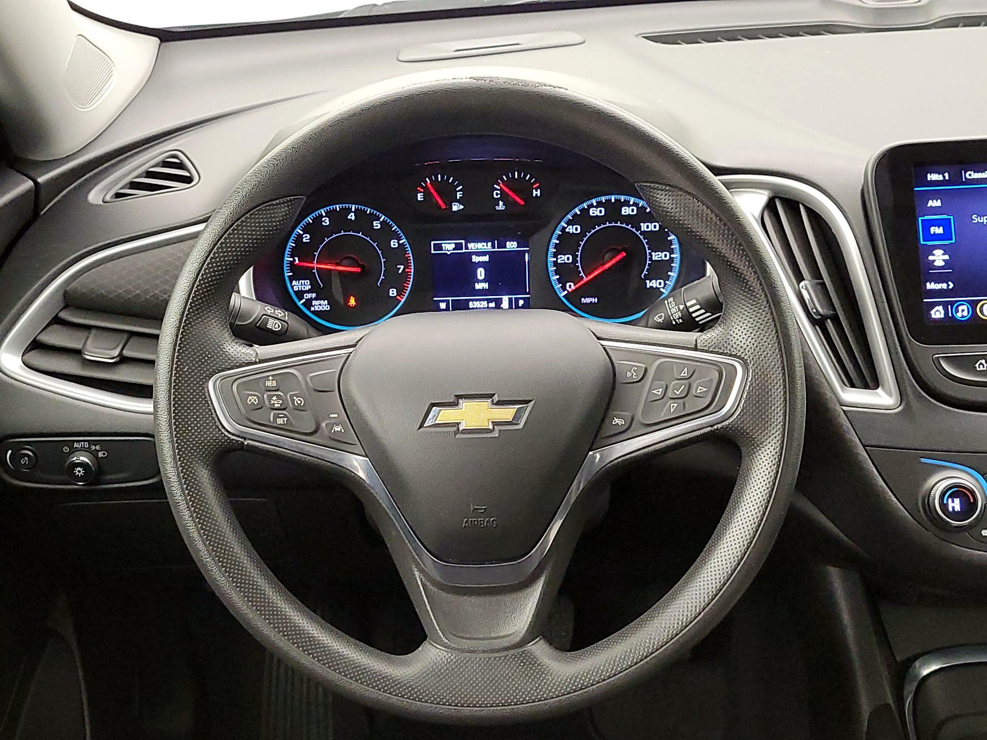 Thumbnail: 2023 Chevrolet Malibu - 10