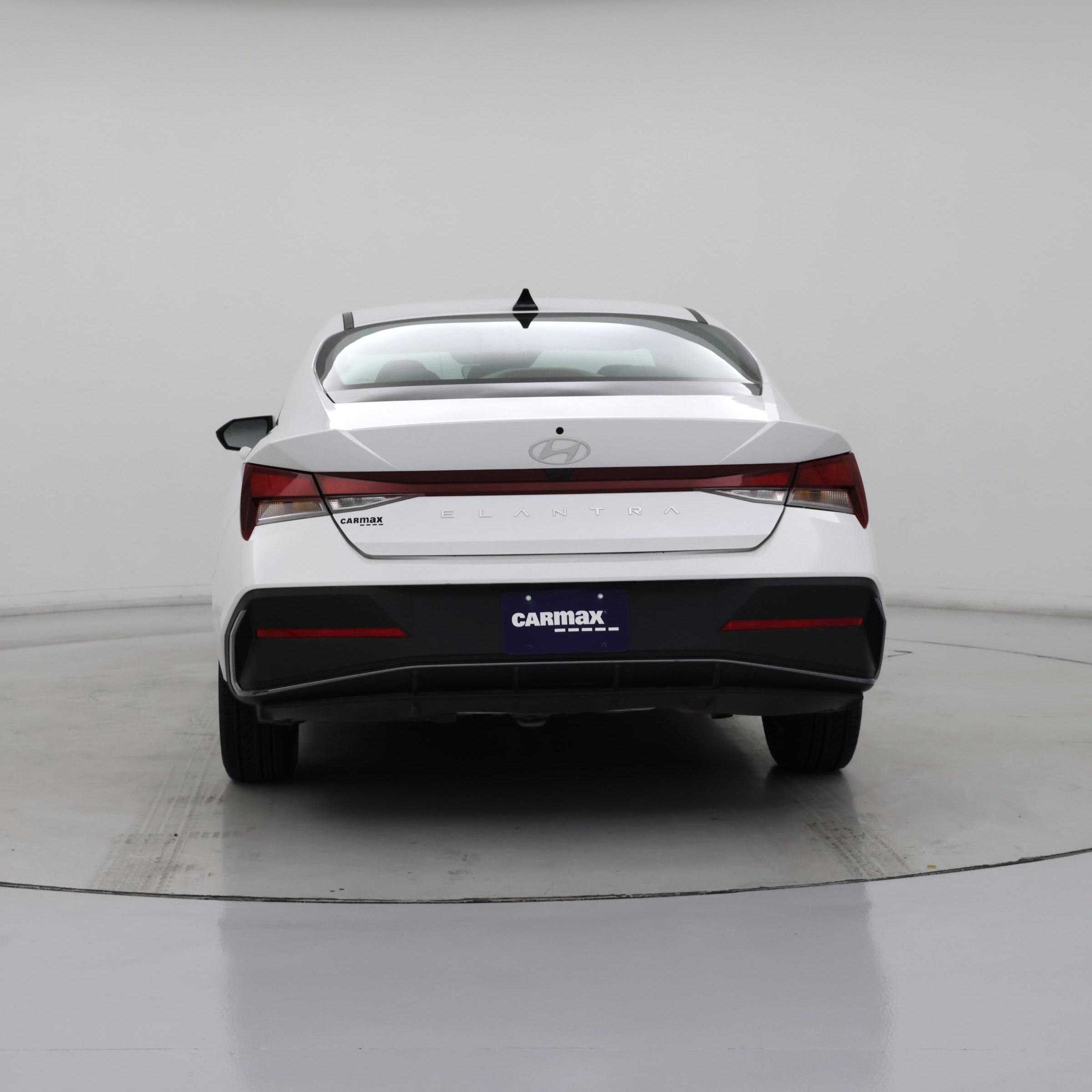 Thumbnail: 2024 Hyundai Elantra - 6