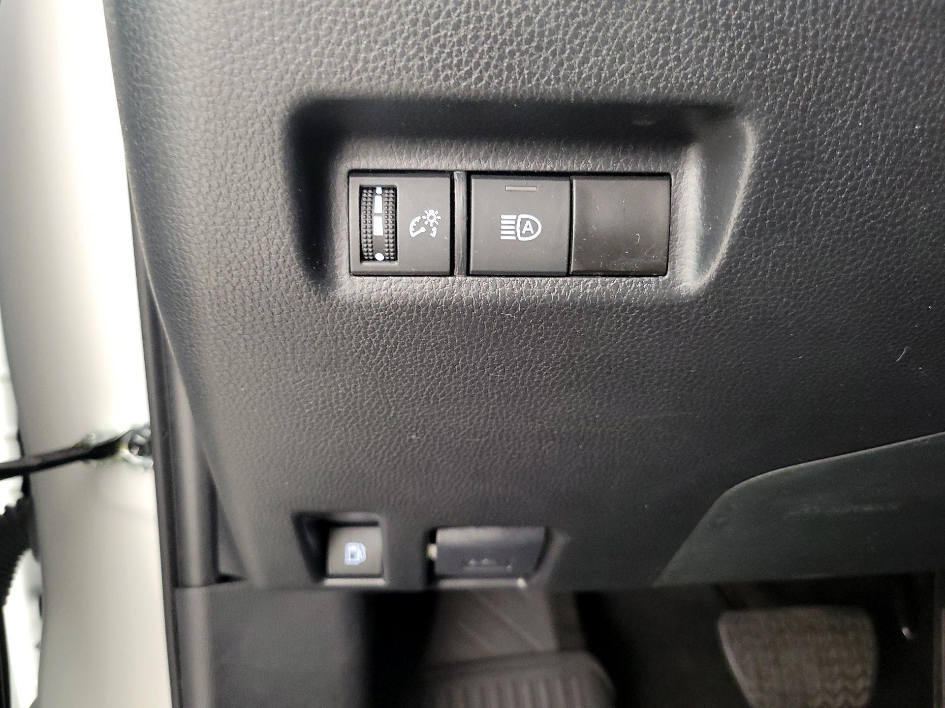 Thumbnail: 2024 Toyota RAV4 - 13