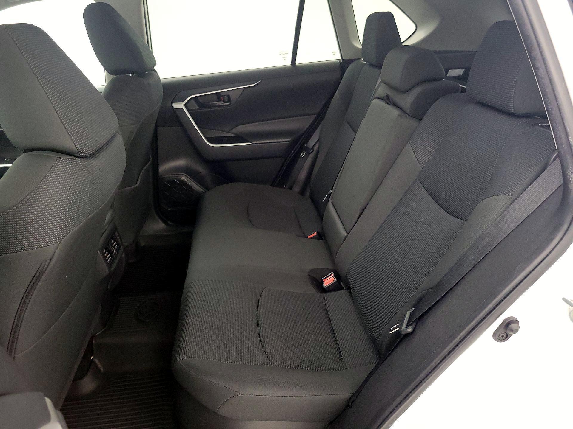 Thumbnail: 2024 Toyota RAV4 - 19