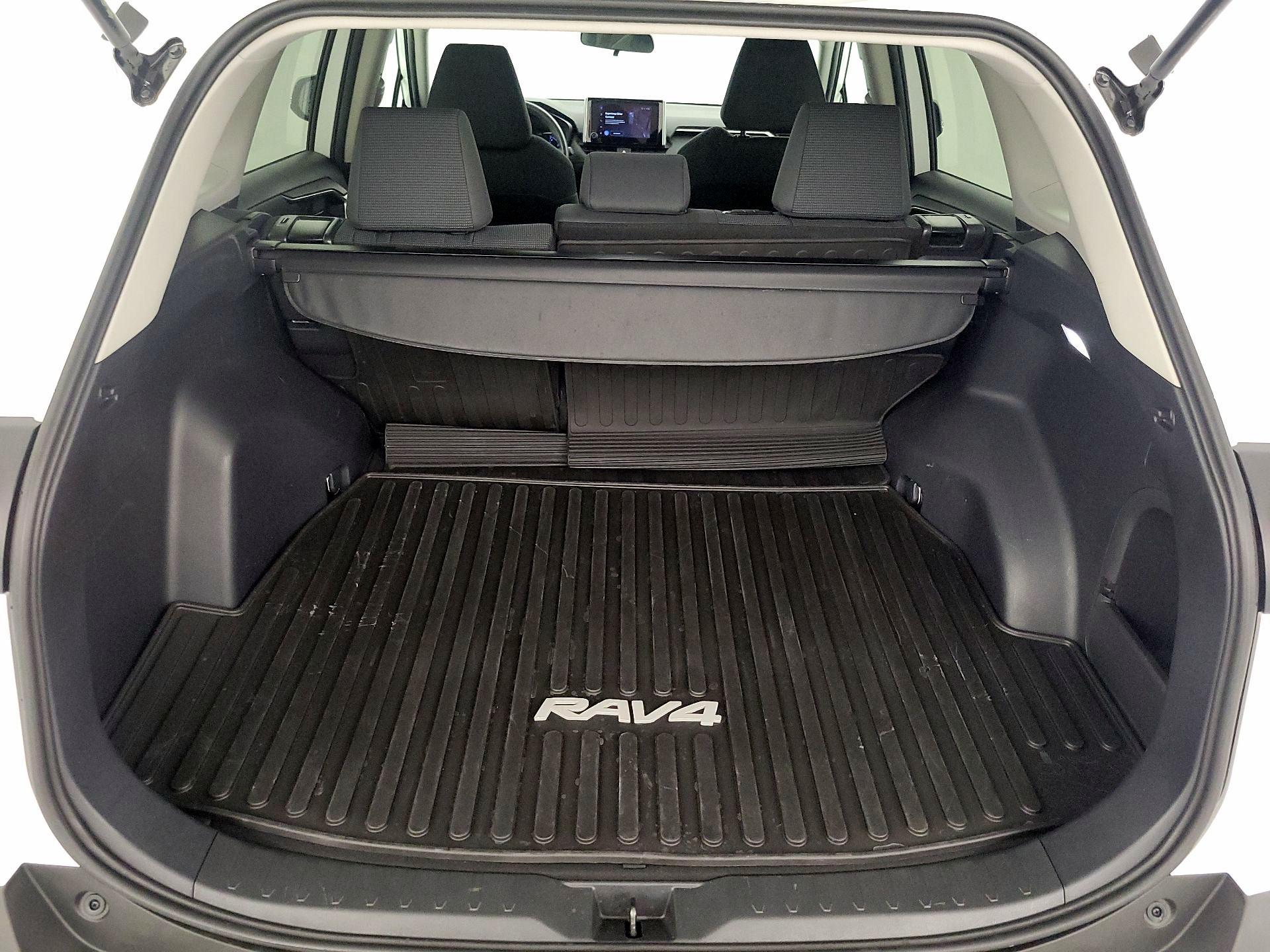 Thumbnail: 2024 Toyota RAV4 - 20