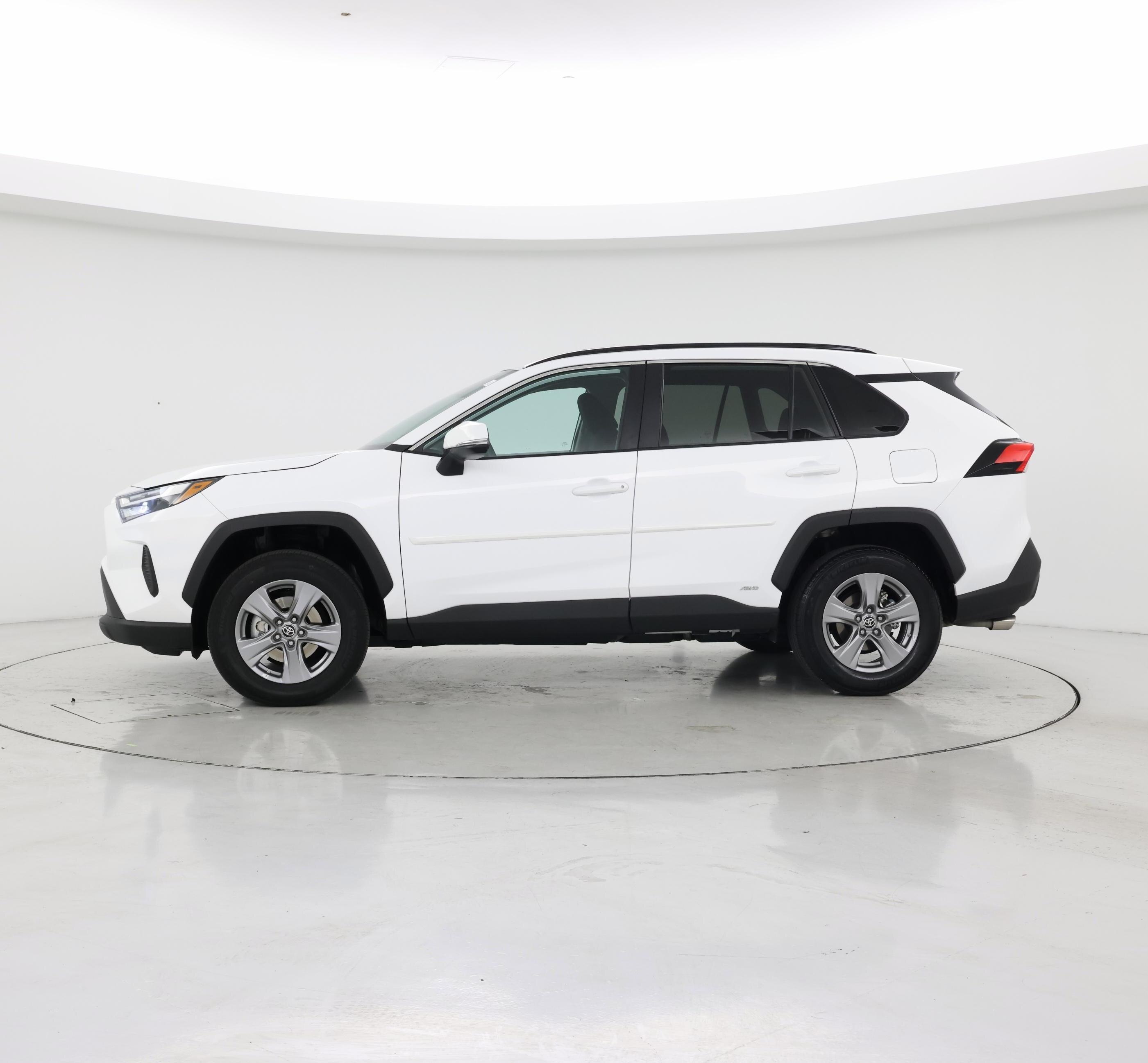 Thumbnail: 2024 Toyota RAV4 - 3