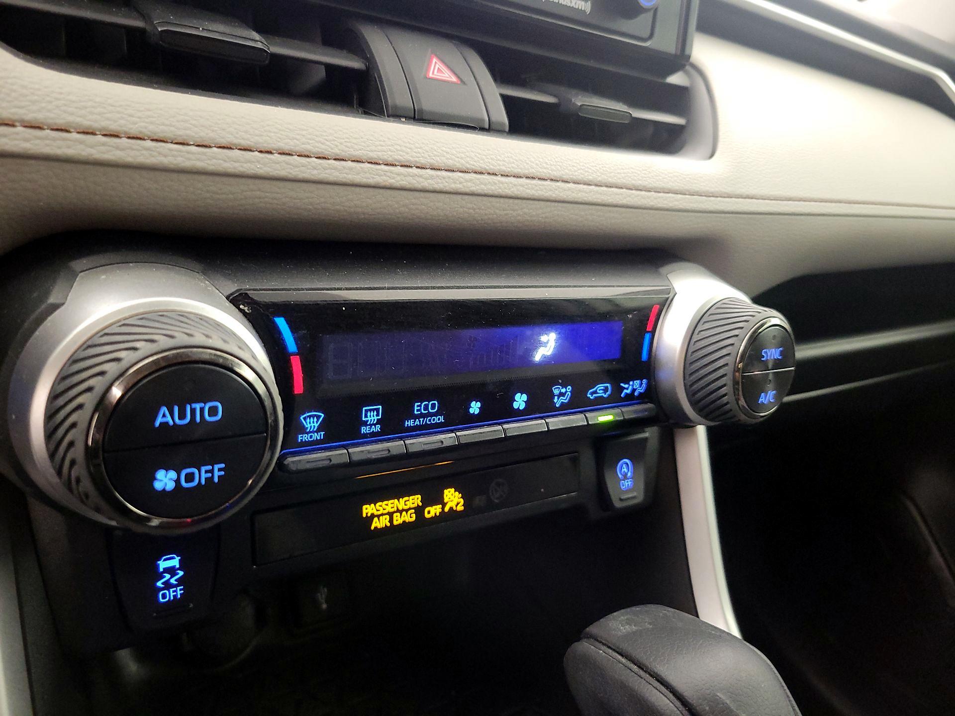 Thumbnail: 2022 Toyota RAV4 - 16