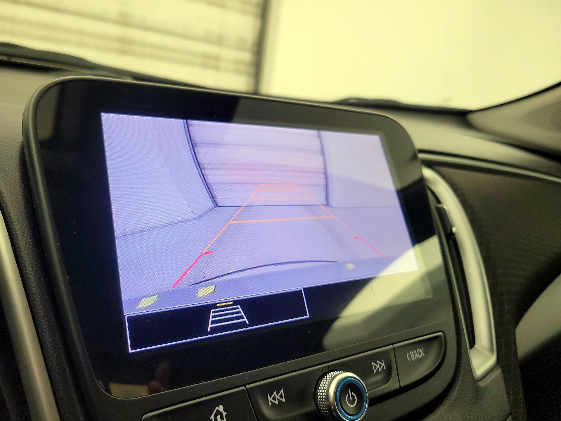 Thumbnail: 2023 Chevrolet Malibu - 14