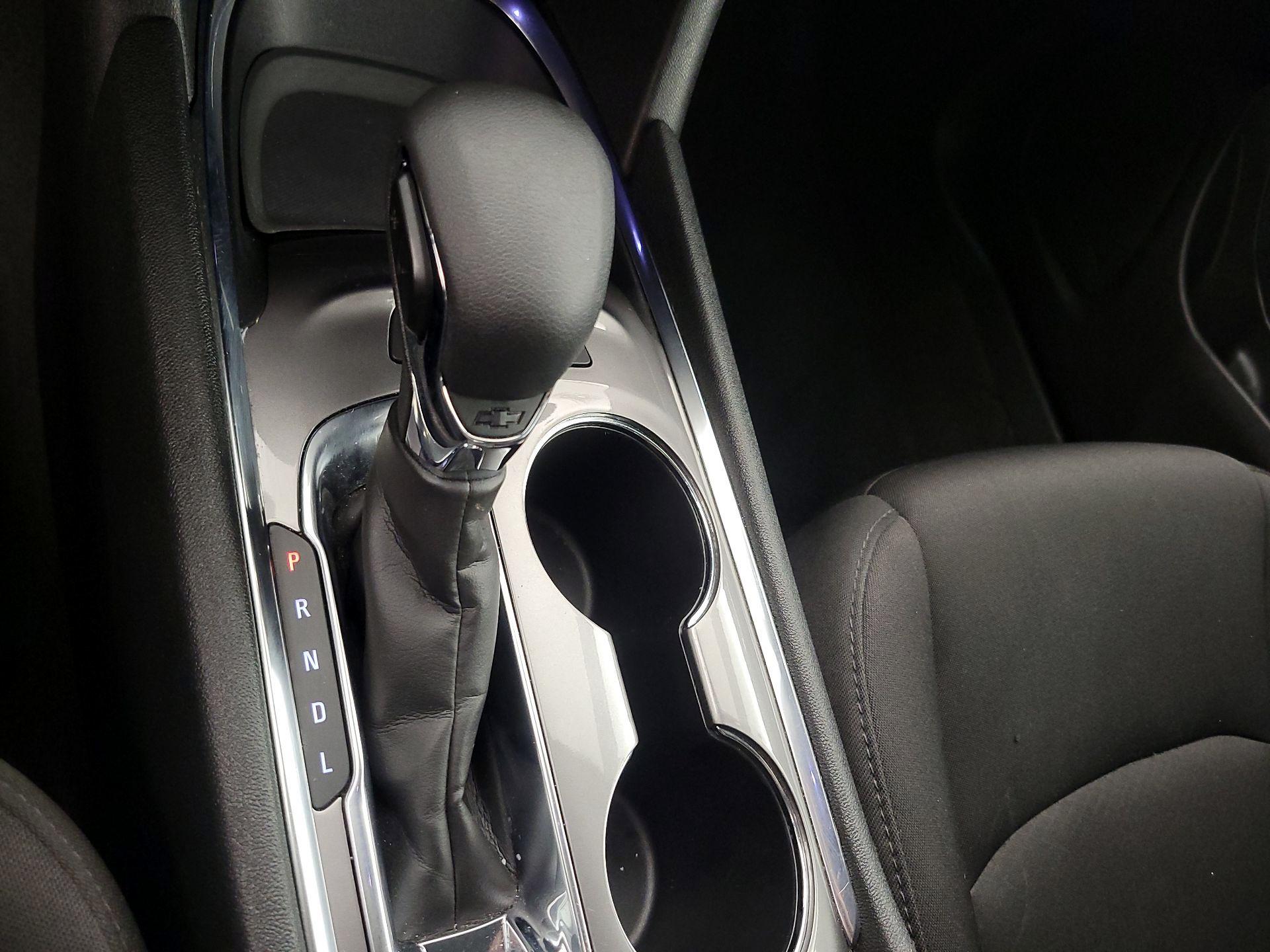 Thumbnail: 2023 Chevrolet Malibu - 17