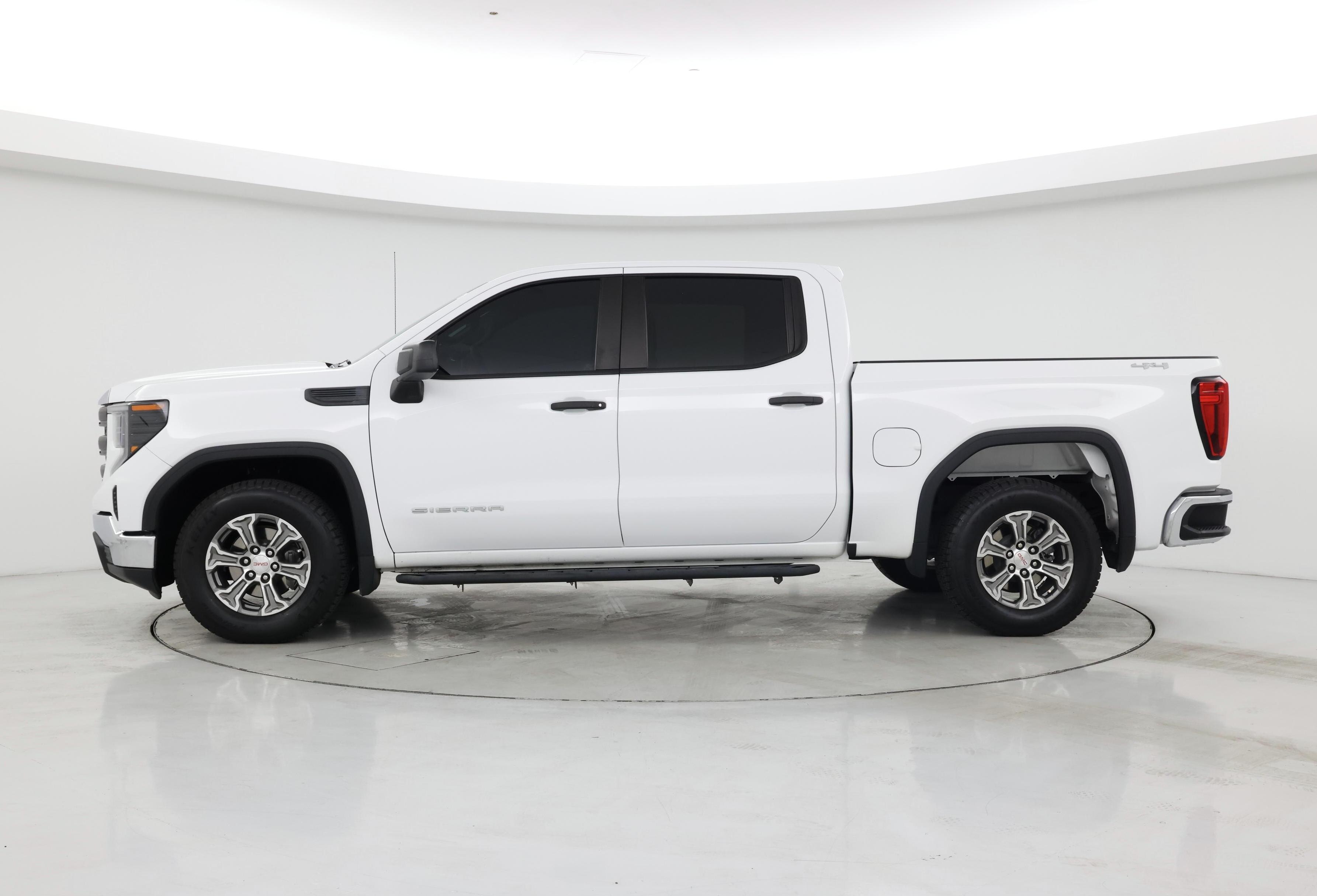 Thumbnail: 2023 GMC Sierra 1500 - 3