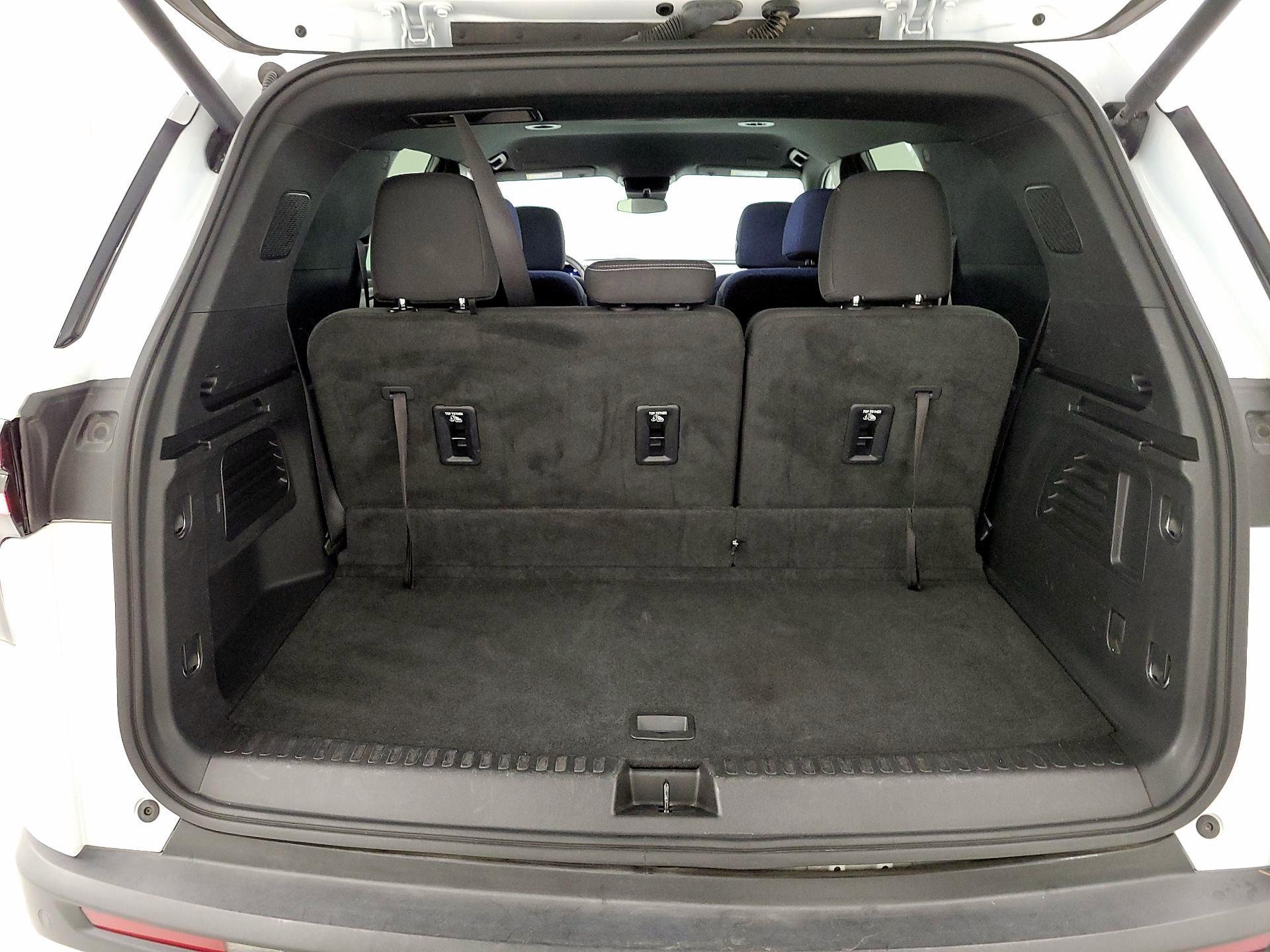 Thumbnail: 2024 Chevrolet Traverse - 18