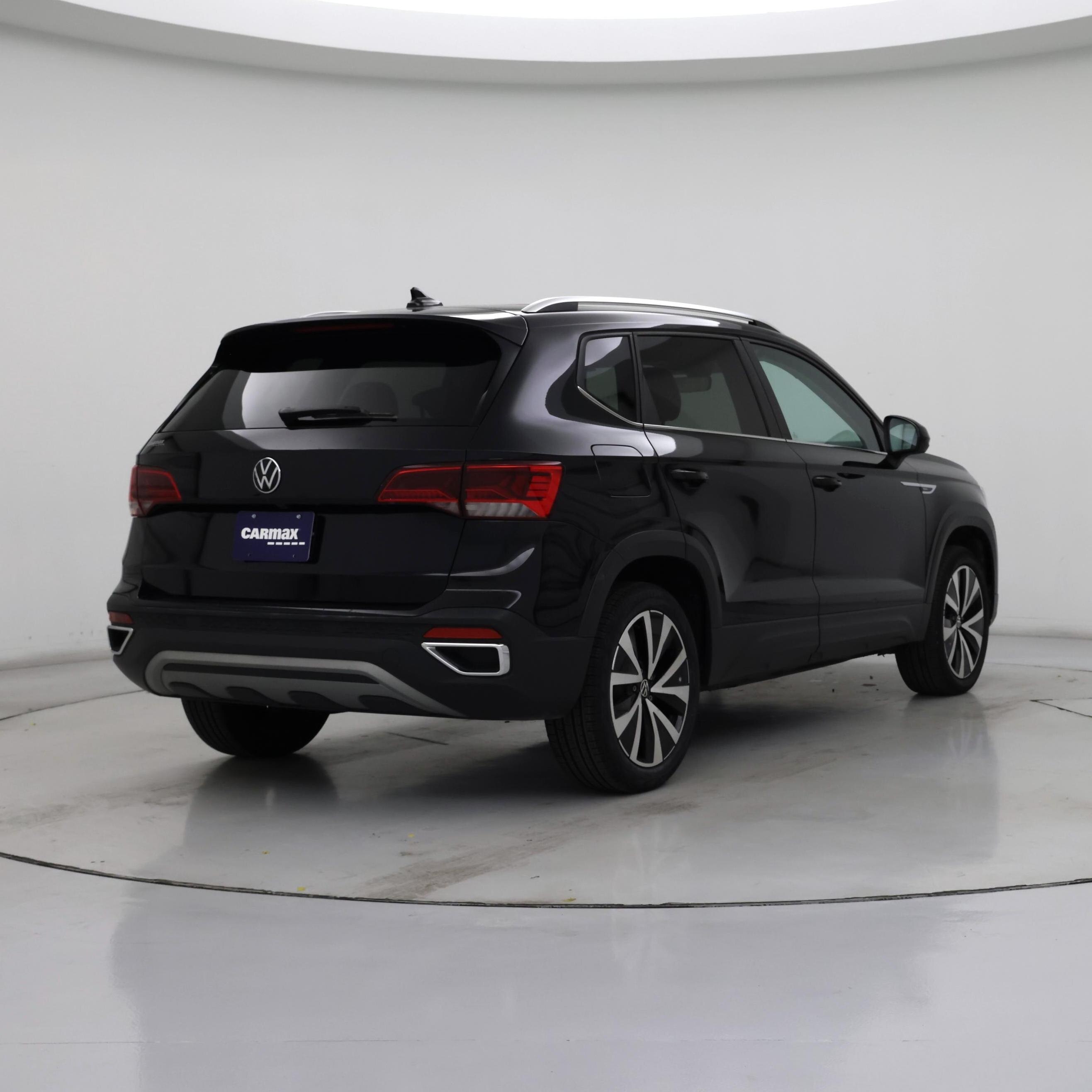 Thumbnail: 2022 Volkswagen Taos - 8