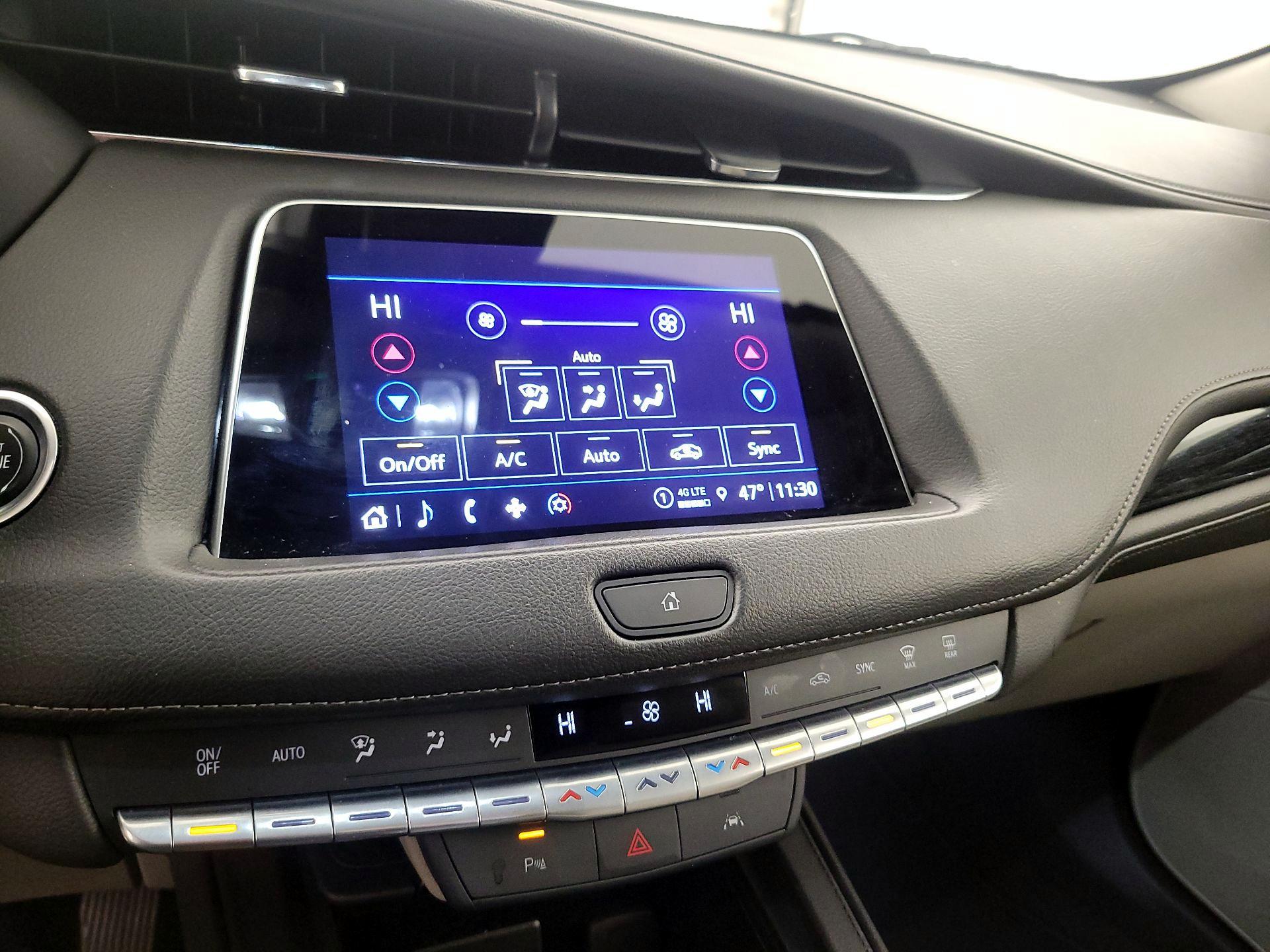 Thumbnail: 2023 Cadillac XT4 - 16