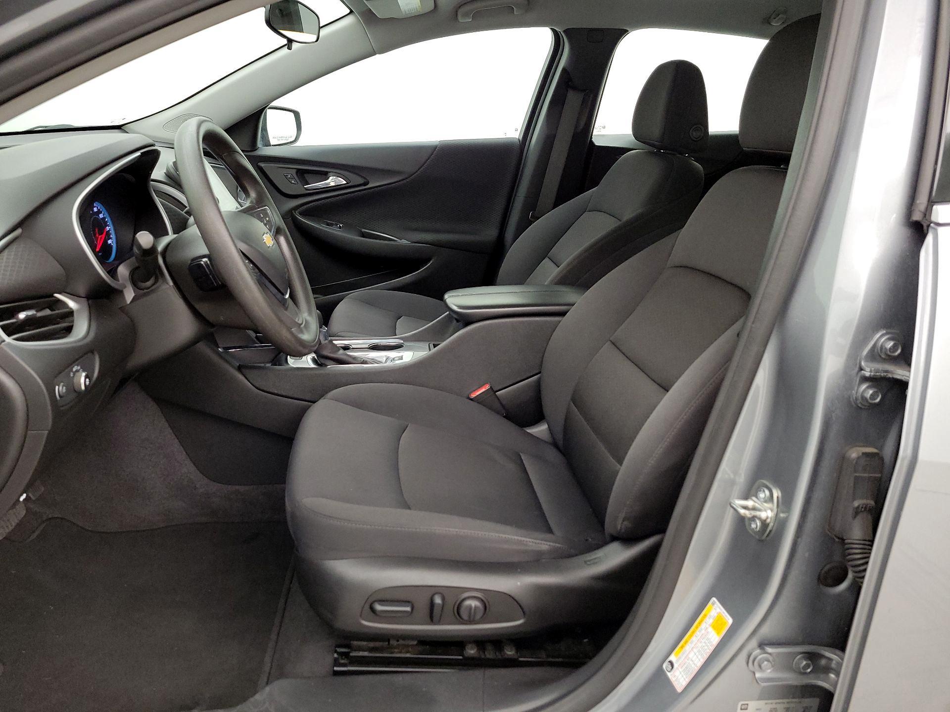 Thumbnail: 2023 Chevrolet Malibu - 11