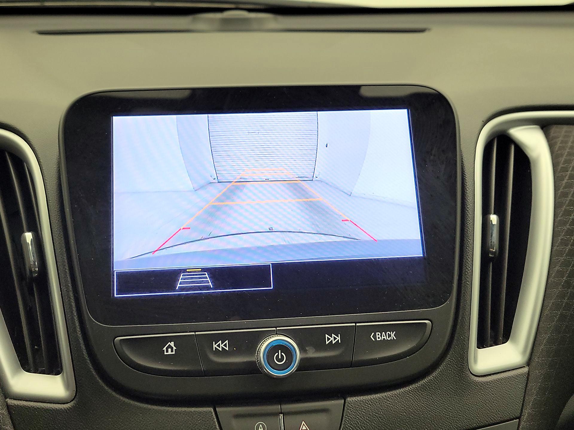 Thumbnail: 2023 Chevrolet Malibu - 14